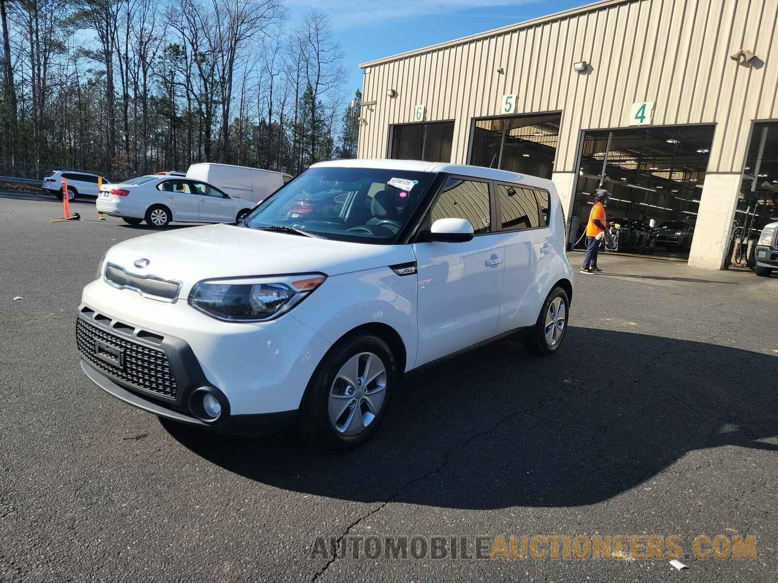 KNDJN2A26F7775534 Kia Soul 2015