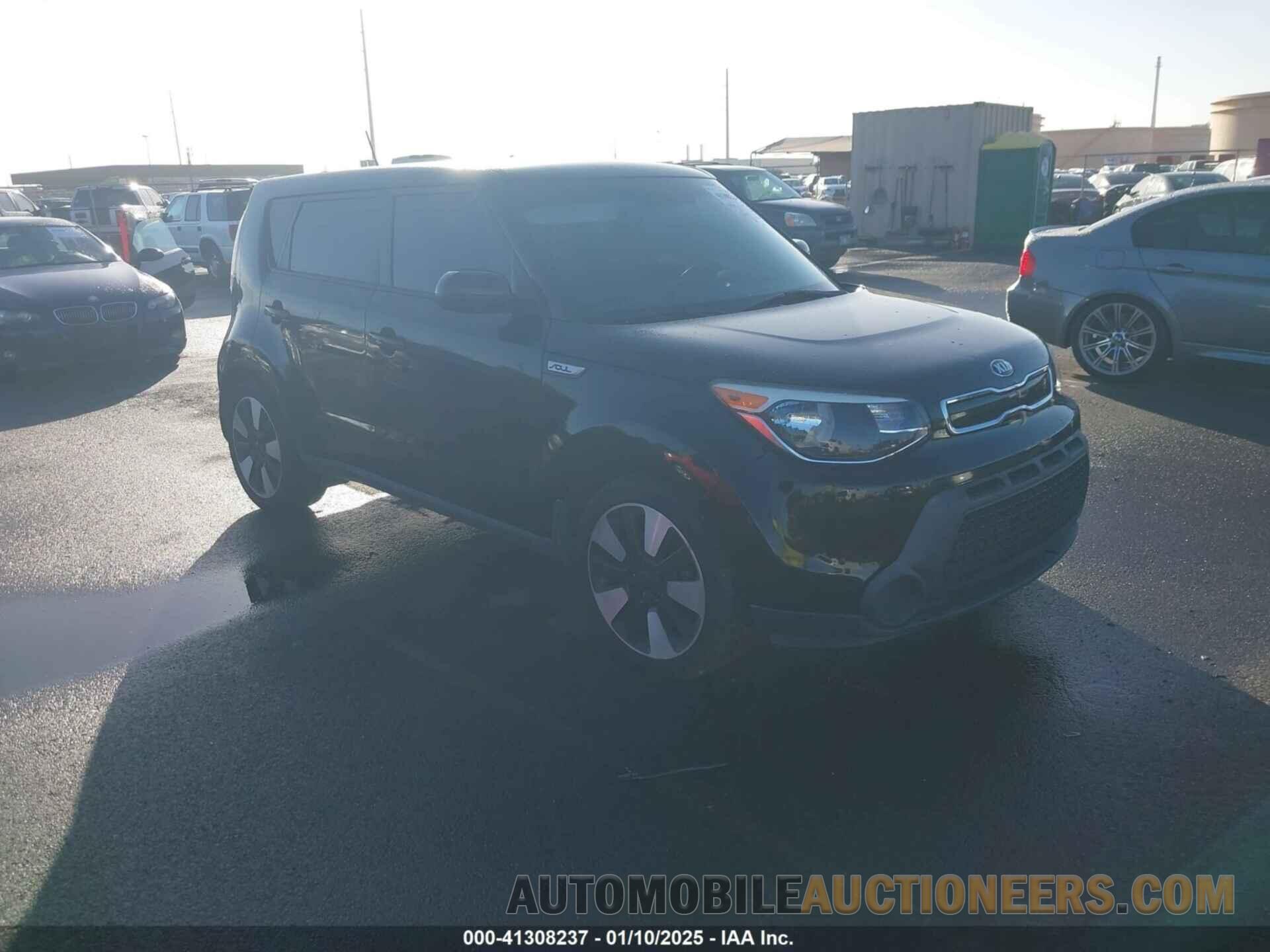 KNDJN2A26G7391075 KIA SOUL 2016