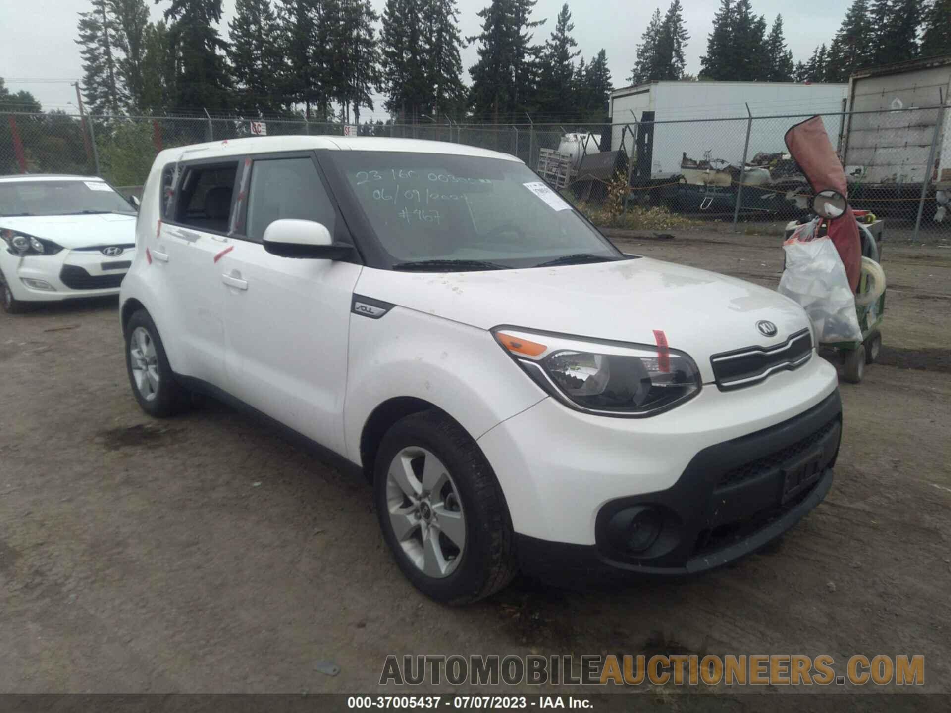 KNDJN2A26J7598301 KIA SOUL 2018