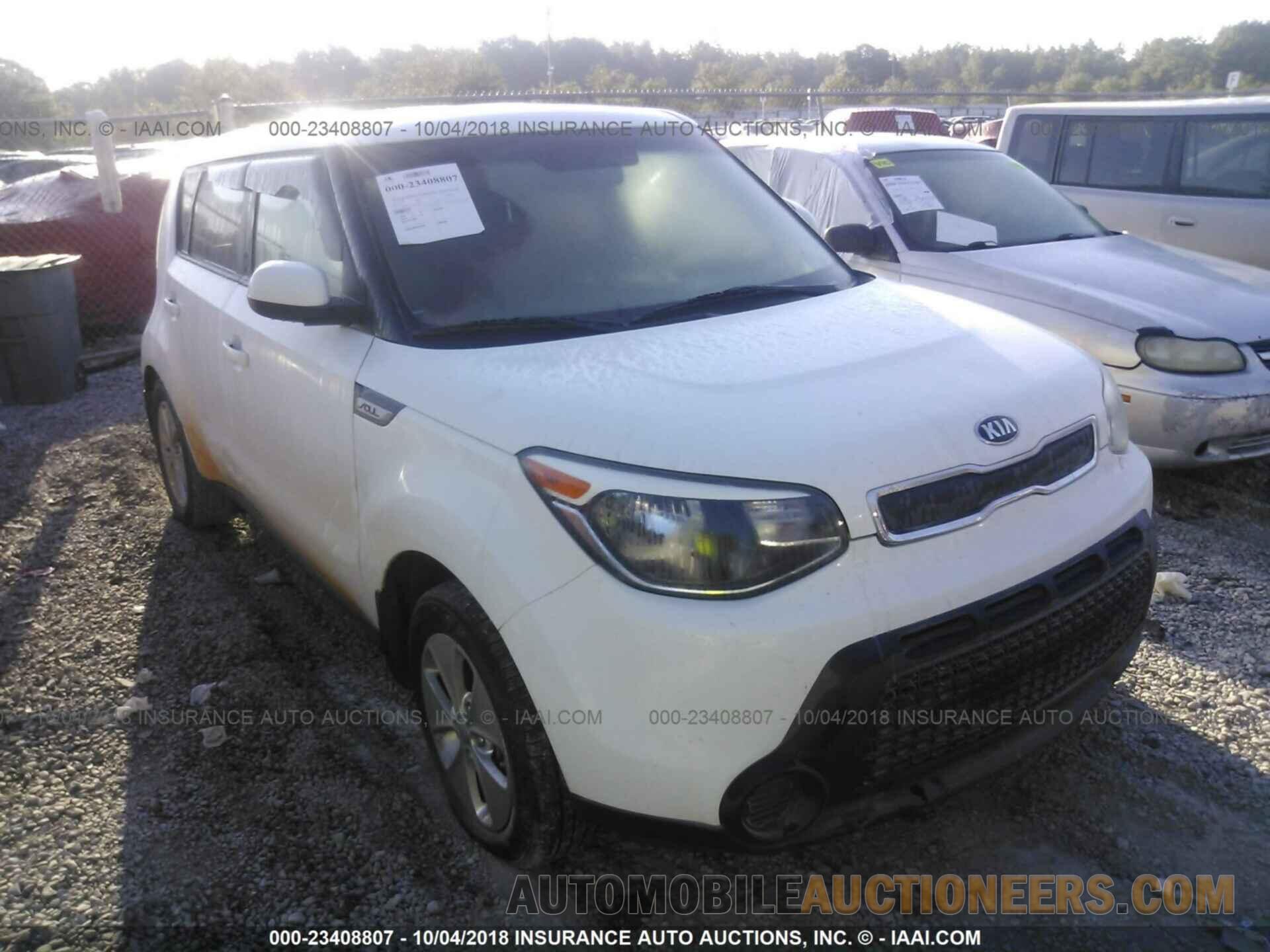 KNDJN2A27F7813496 KIA SOUL 2015