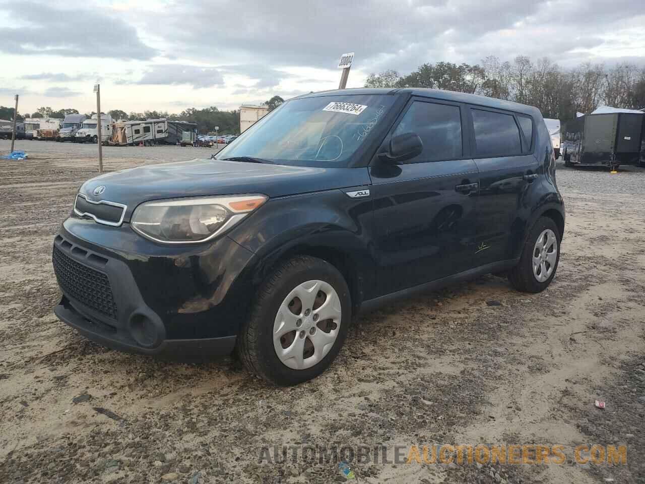 KNDJN2A28F7168356 KIA SOUL 2015