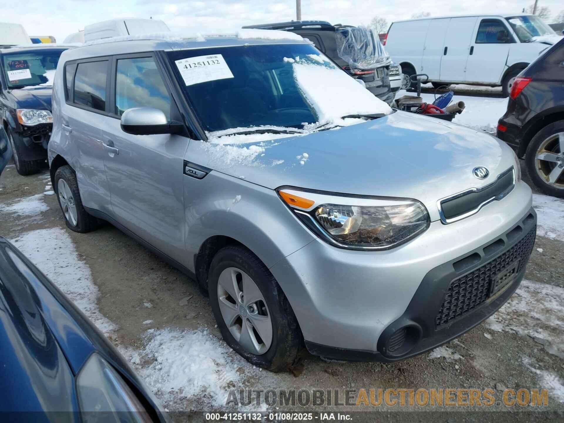 KNDJN2A28F7768035 KIA SOUL 2015