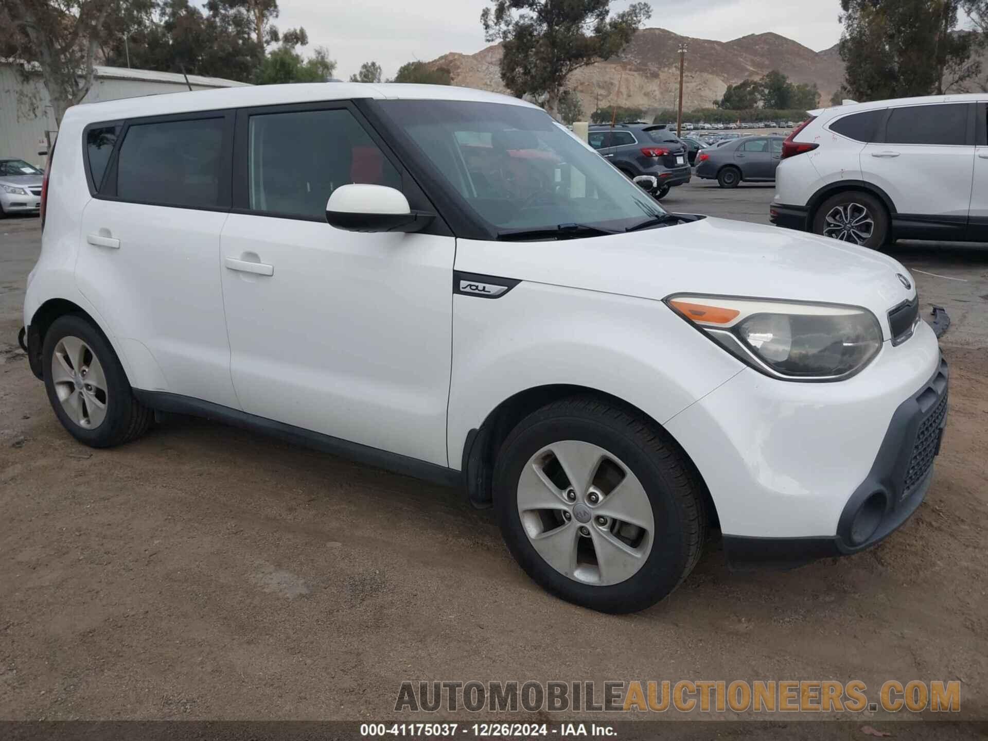 KNDJN2A28F7805679 KIA SOUL 2015