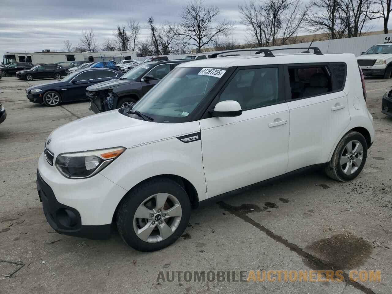 KNDJN2A28H7465663 KIA SOUL 2017