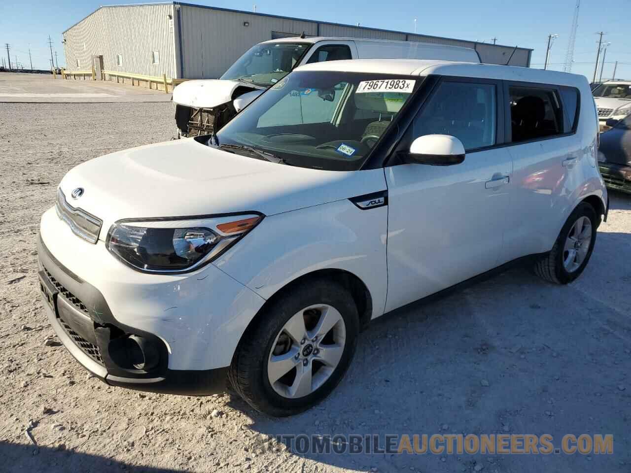 KNDJN2A29J7520935 KIA SOUL 2018