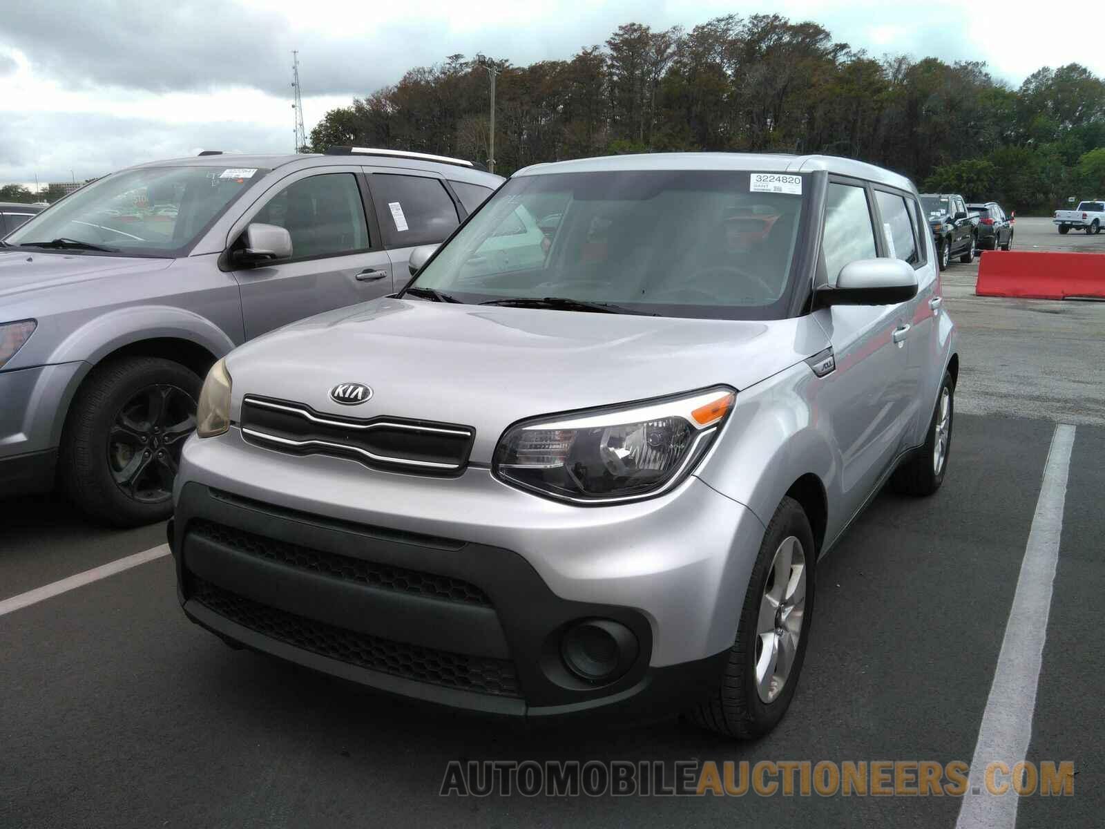 KNDJN2A29J7584098 Kia Soul 2018