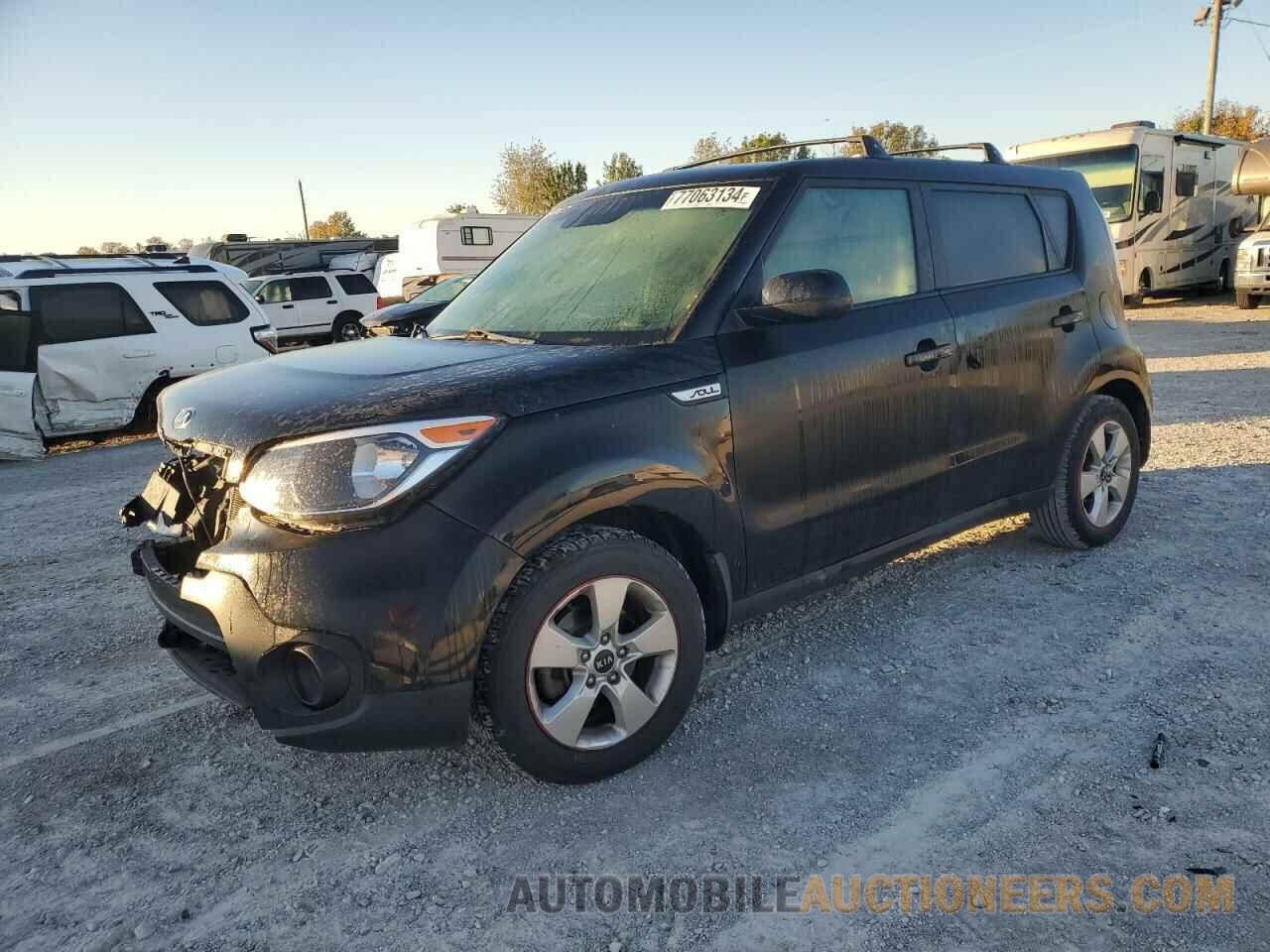 KNDJN2A2XH7431112 KIA SOUL 2017