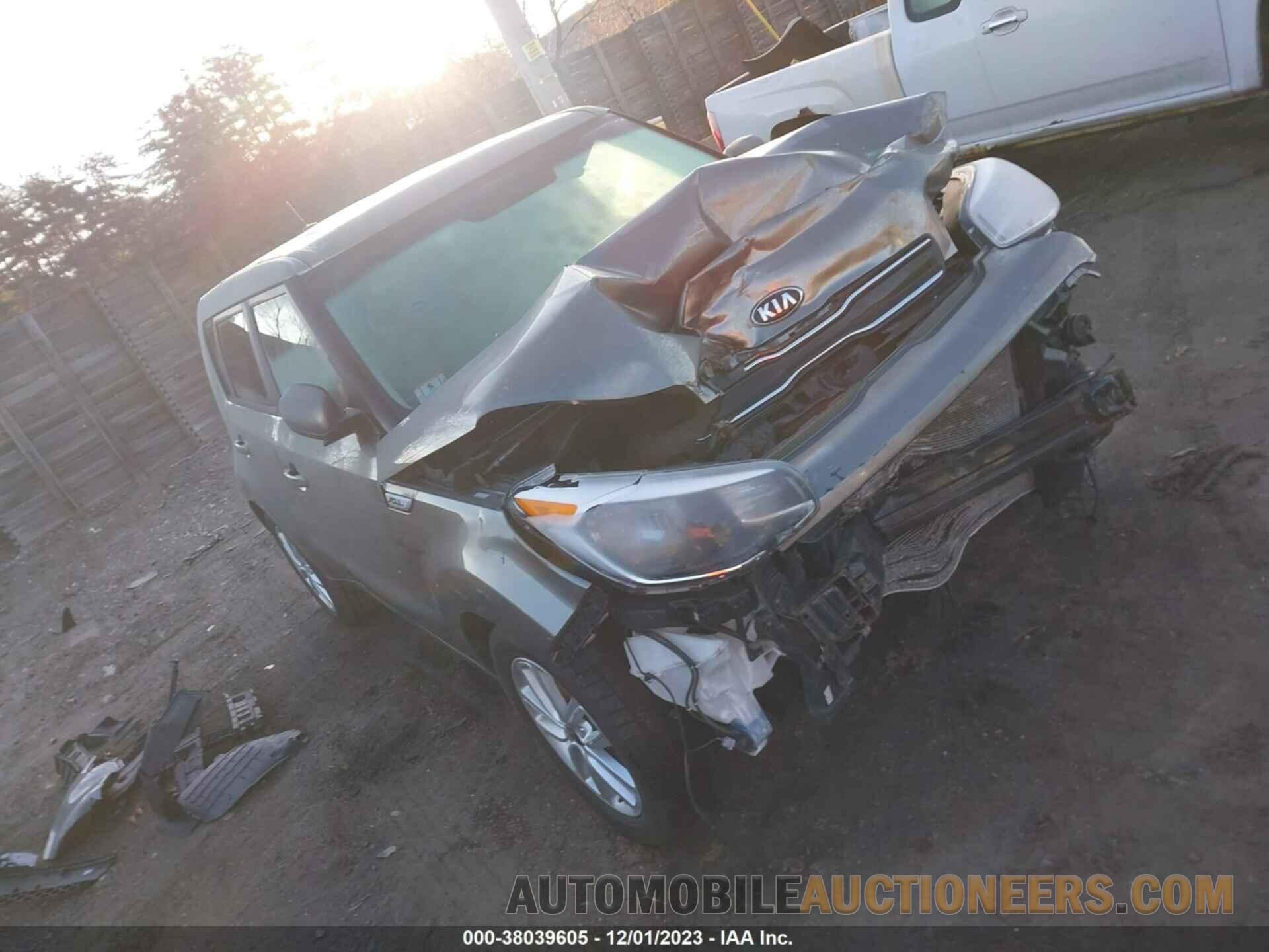 KNDJP3A51J7586471 KIA SOUL 2018