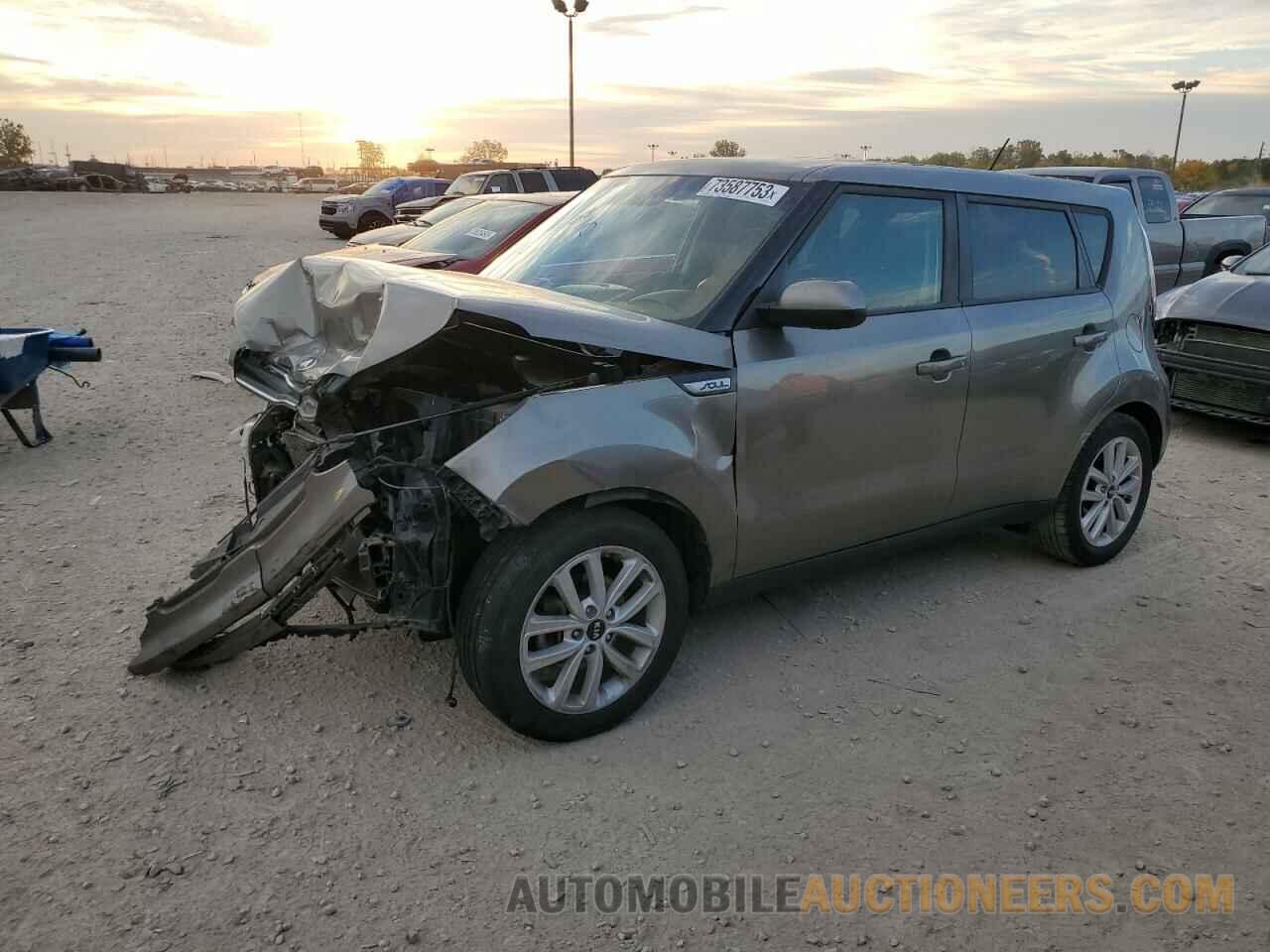 KNDJP3A51J7604452 KIA SOUL 2018