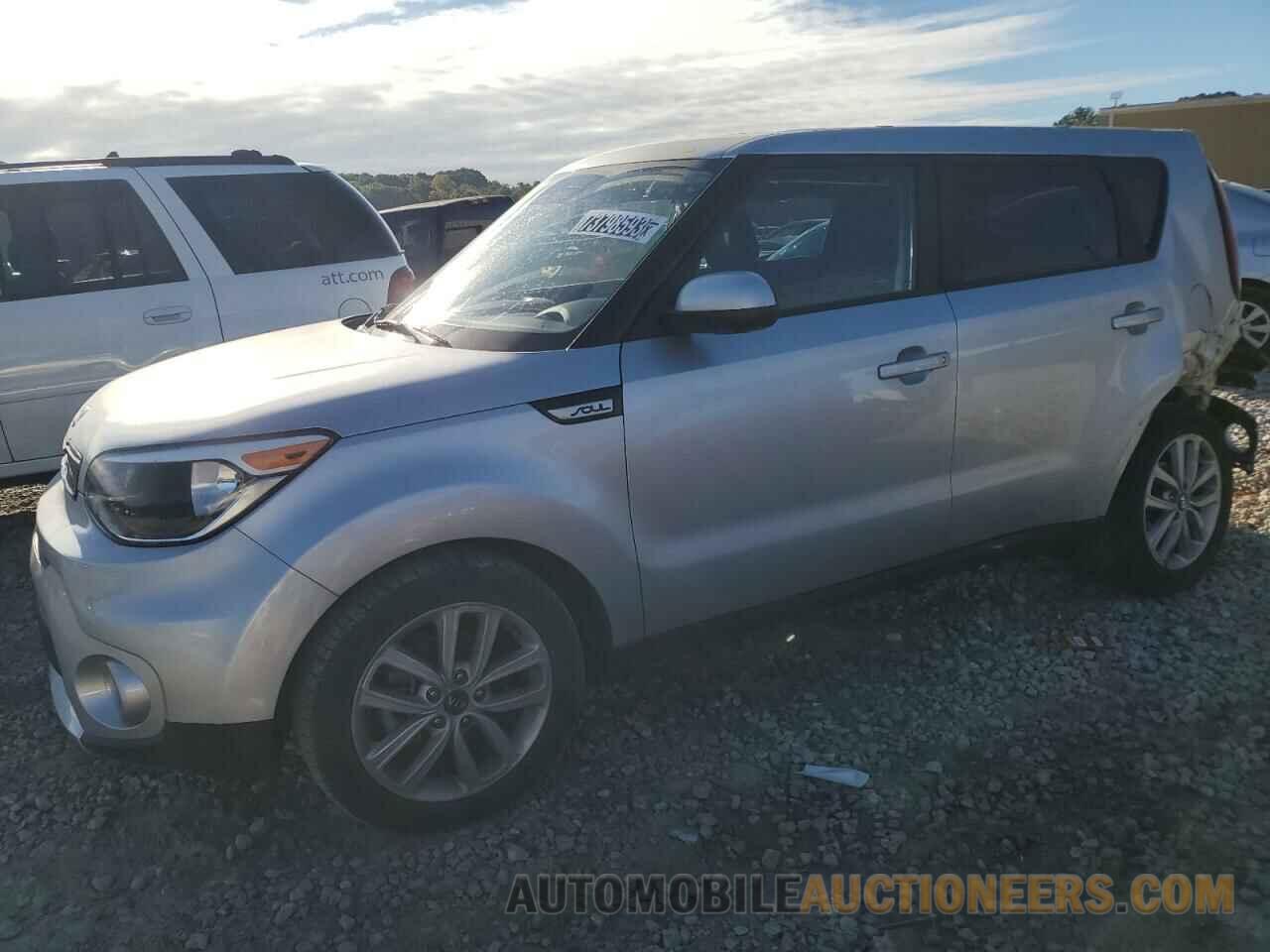 KNDJP3A51J7605035 KIA SOUL 2018