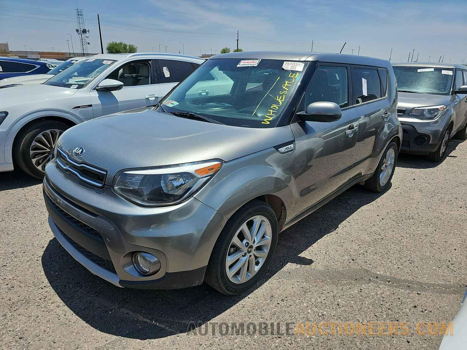 KNDJP3A51K7661123 Kia Soul 2019