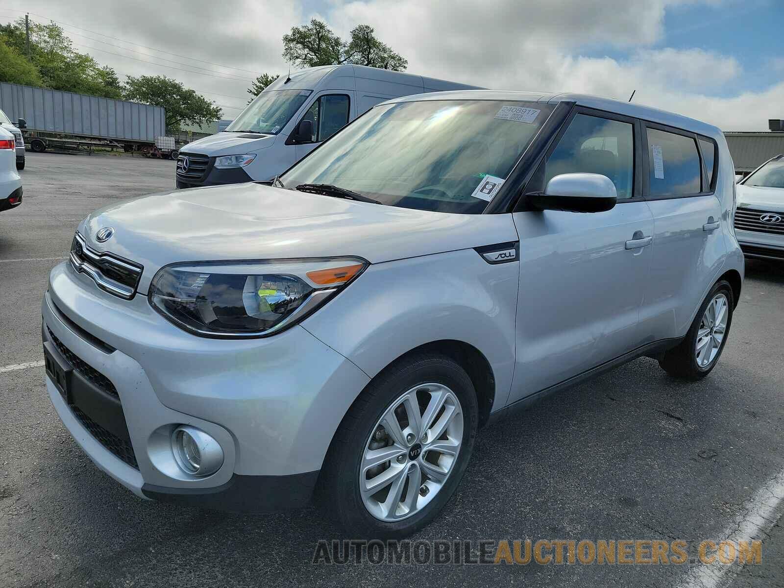 KNDJP3A51K7698673 Kia Soul 2019