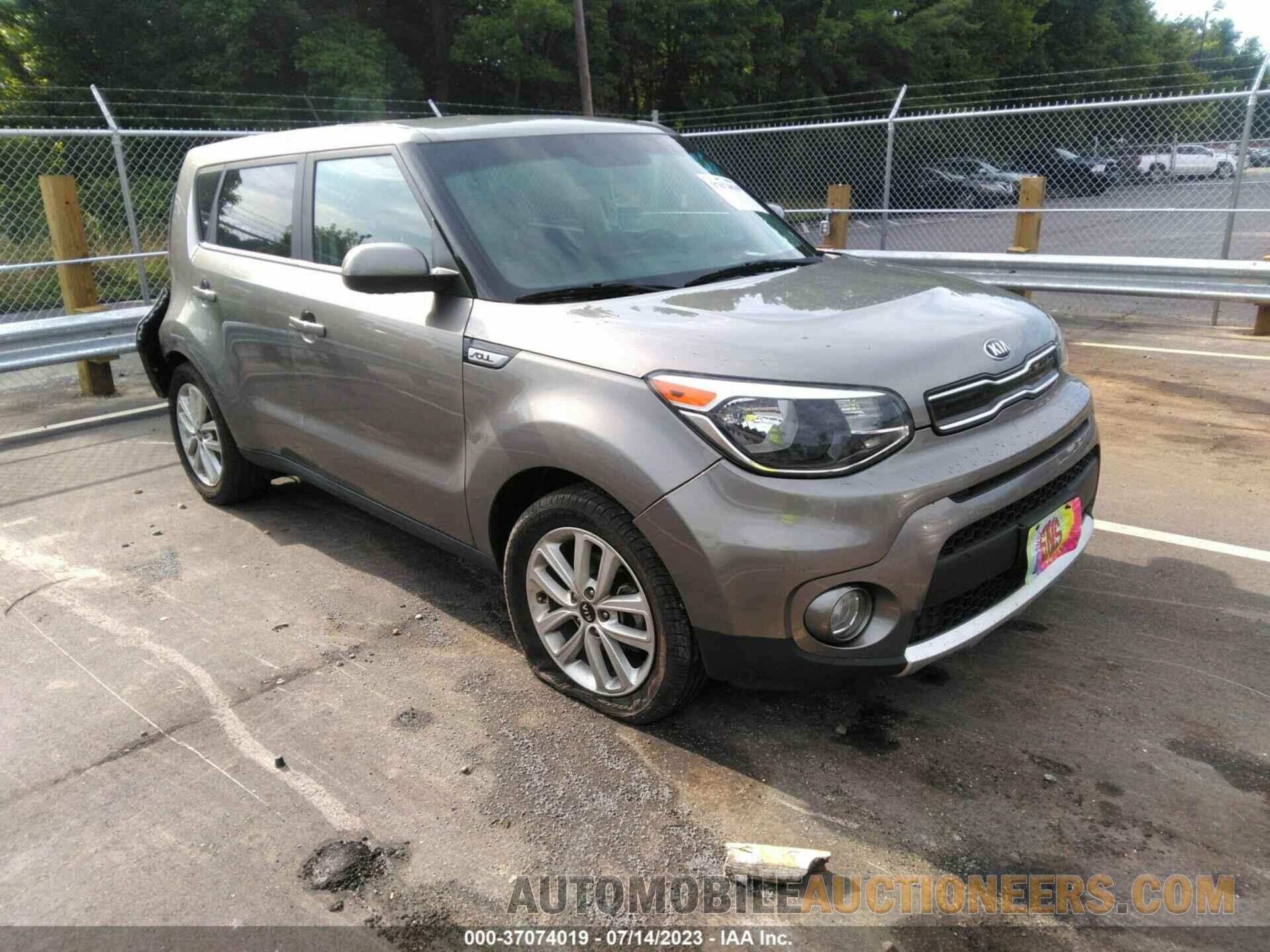 KNDJP3A52J7569422 KIA SOUL 2018