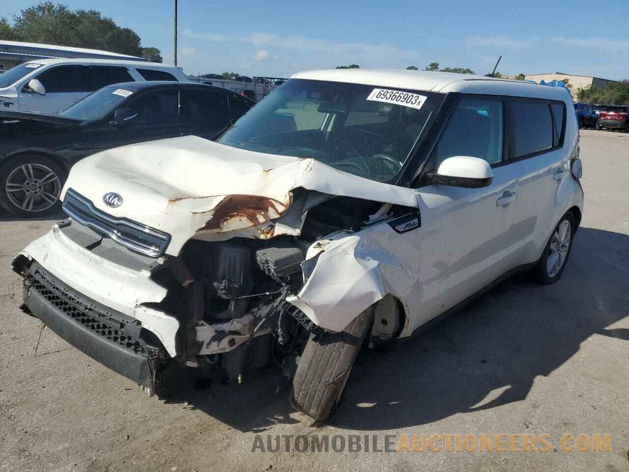 KNDJP3A52J7904503 KIA SOUL 2018