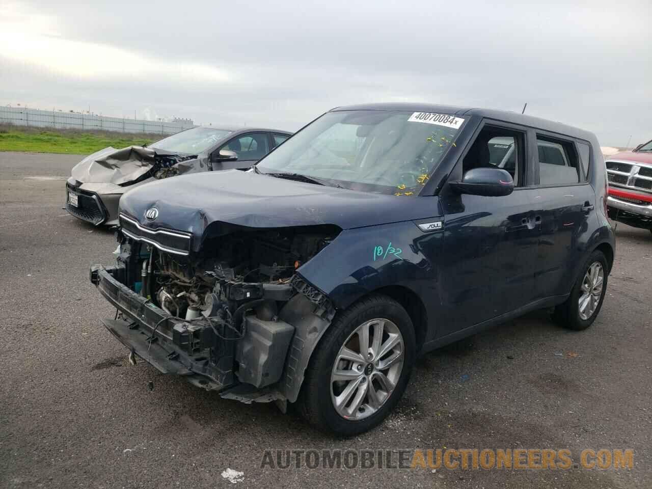 KNDJP3A52K7000703 KIA SOUL 2019