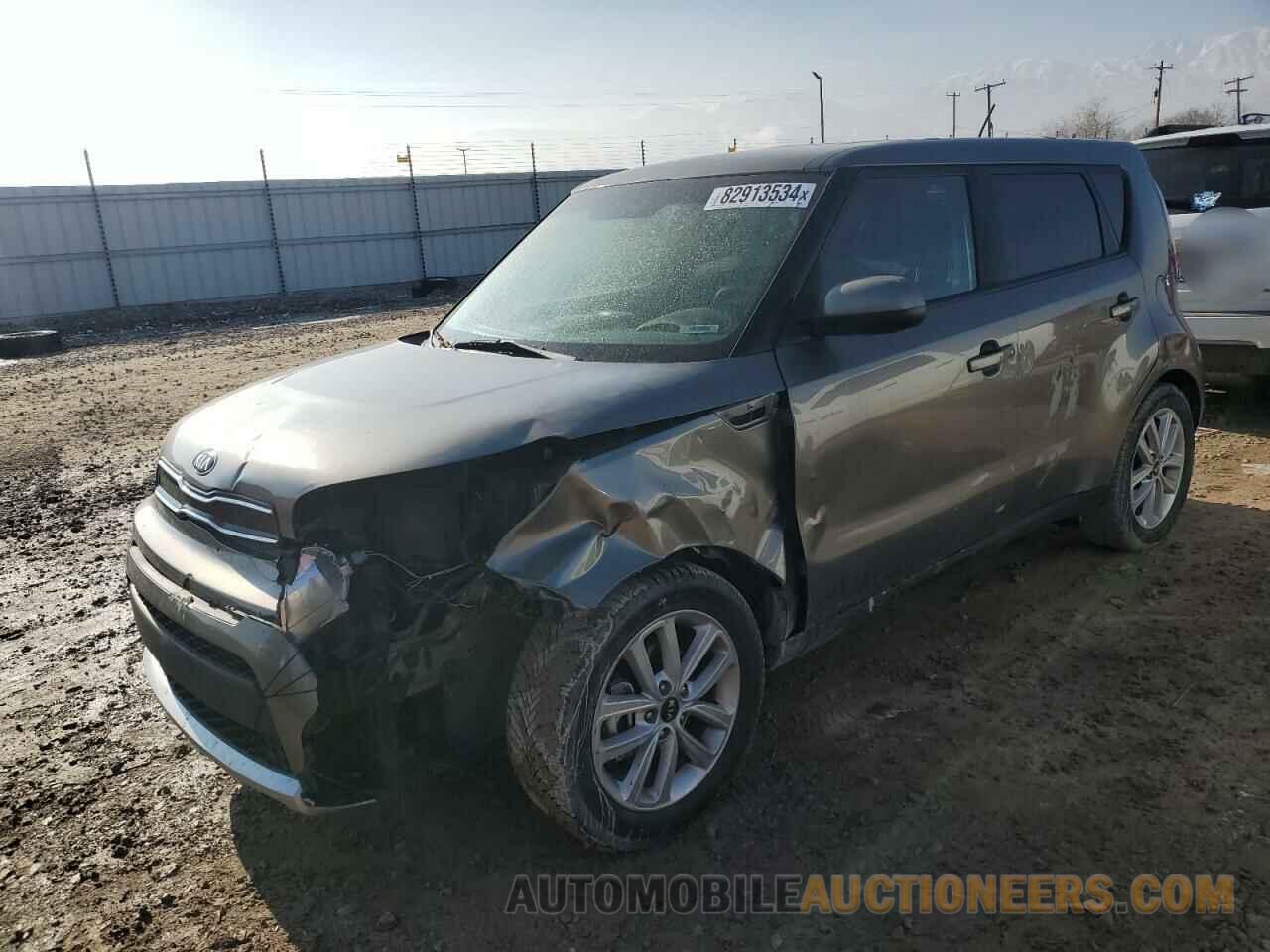 KNDJP3A53J7530094 KIA SOUL 2018