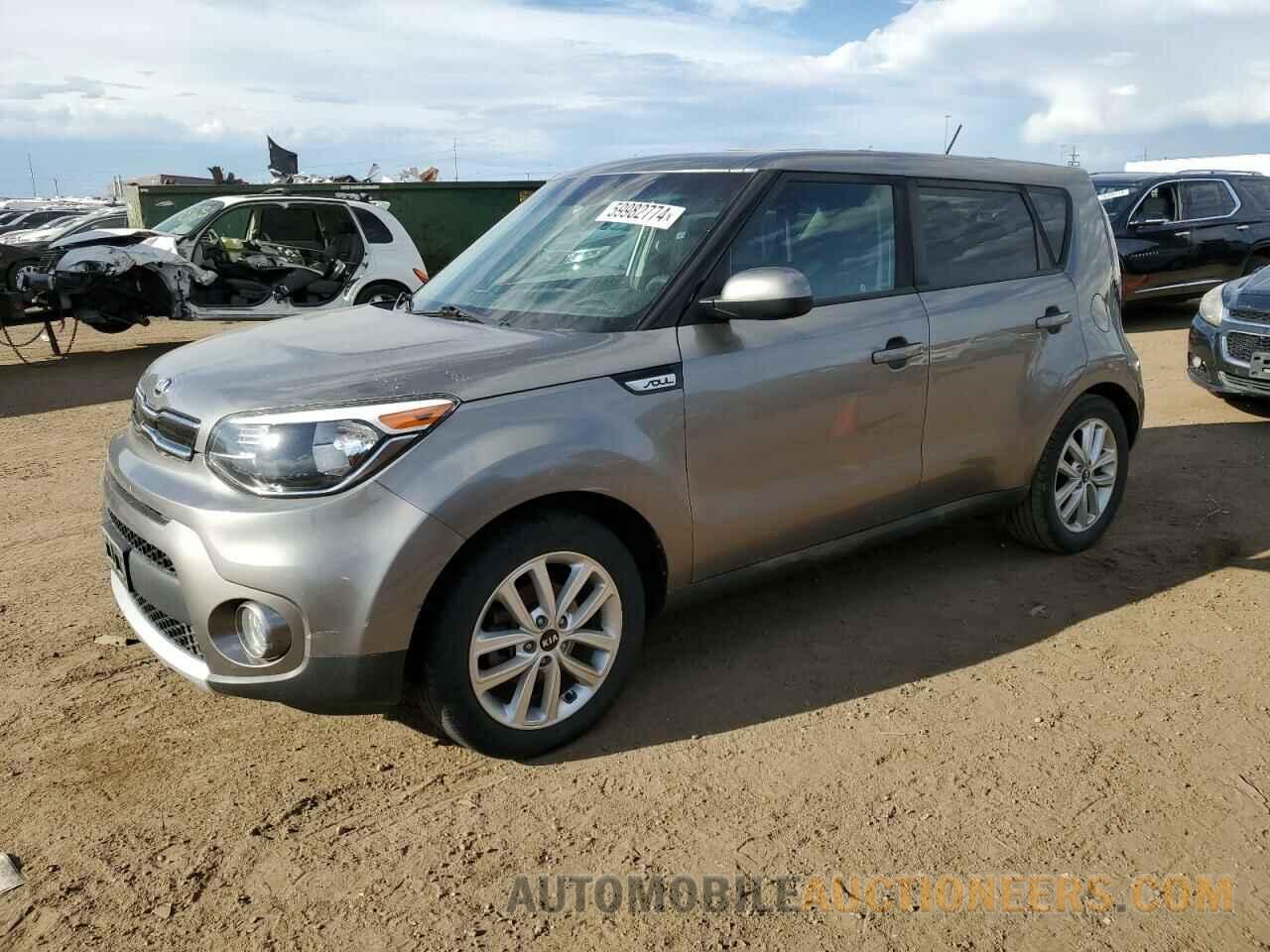 KNDJP3A53J7532279 KIA SOUL 2018