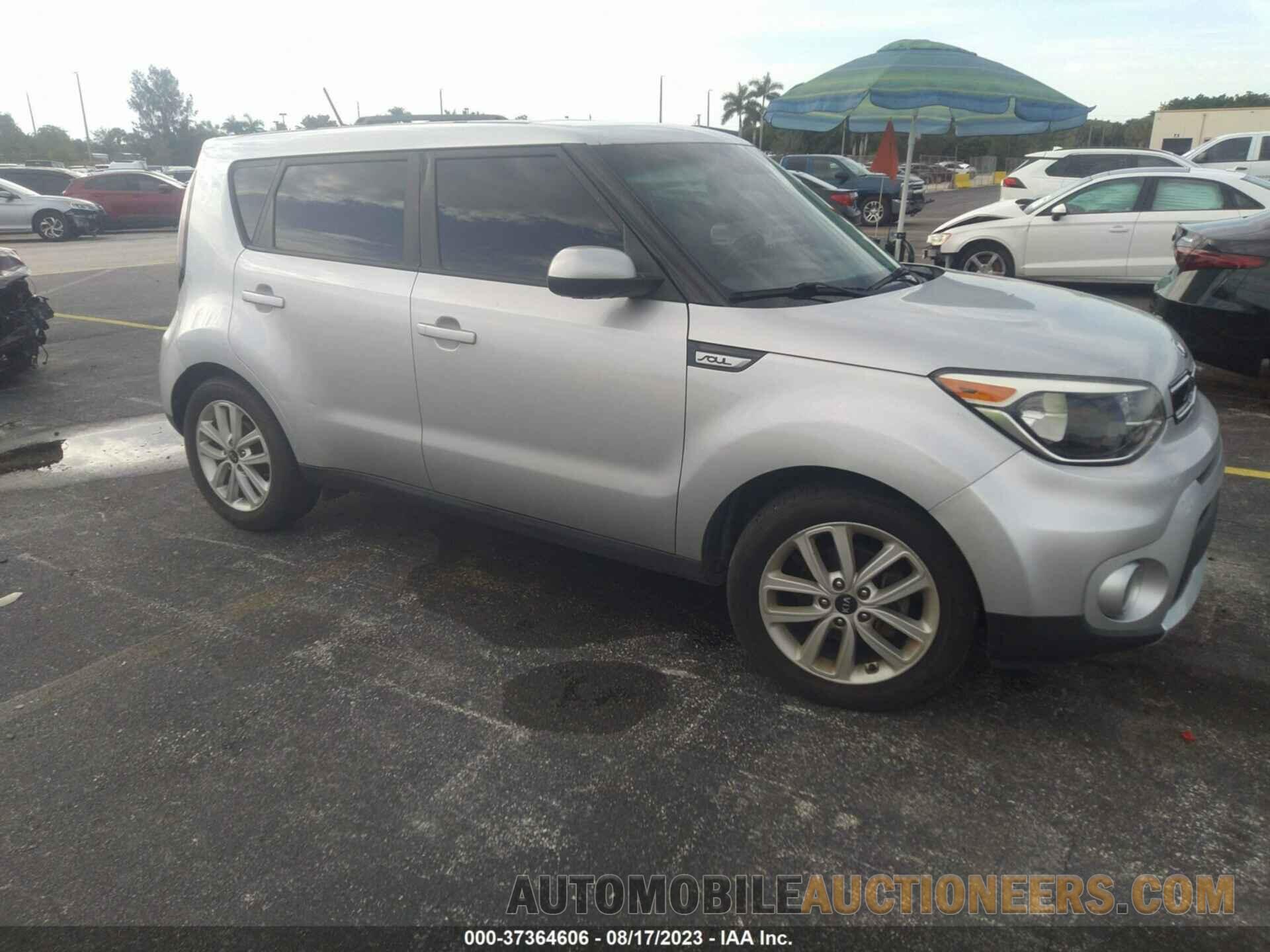 KNDJP3A53J7537272 KIA SOUL 2018