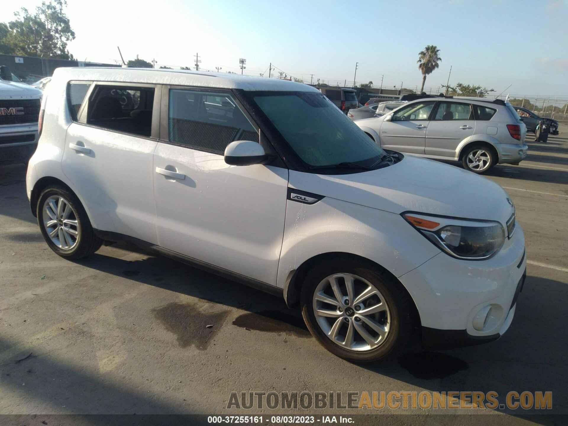 KNDJP3A53J7560163 KIA SOUL 2018