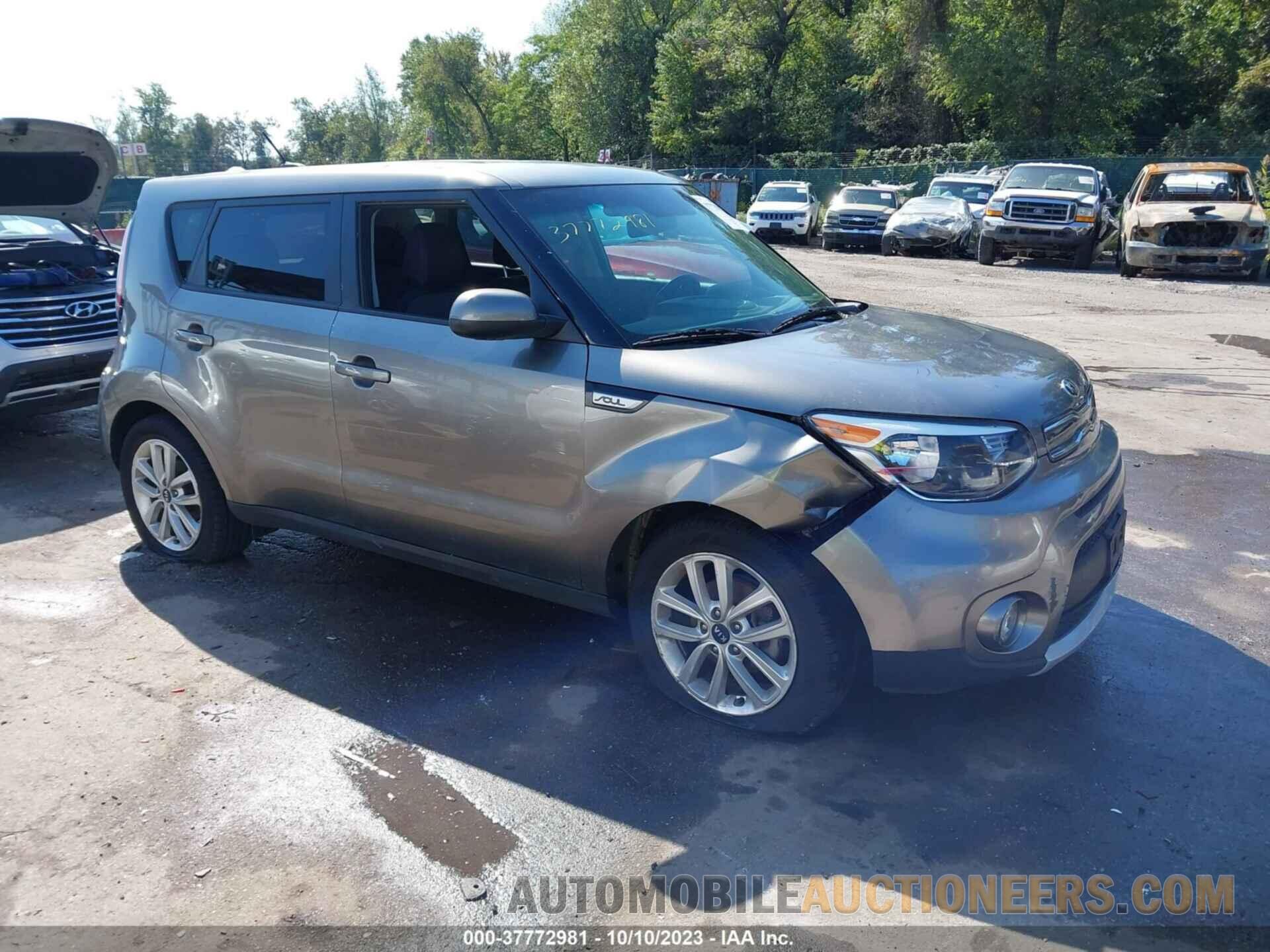 KNDJP3A53J7574757 KIA SOUL 2018