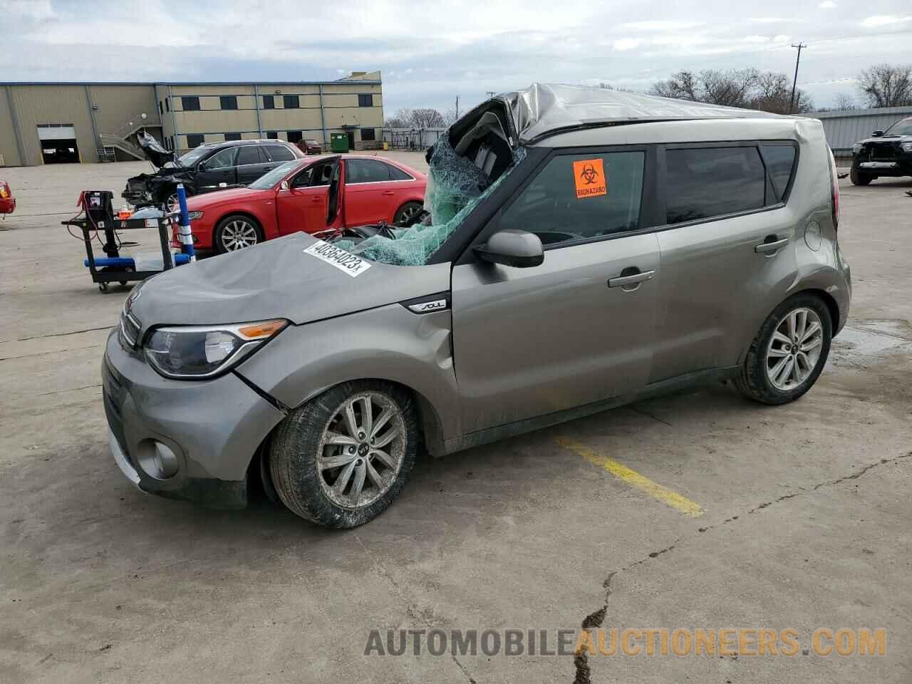 KNDJP3A53J7576010 KIA SOUL 2018