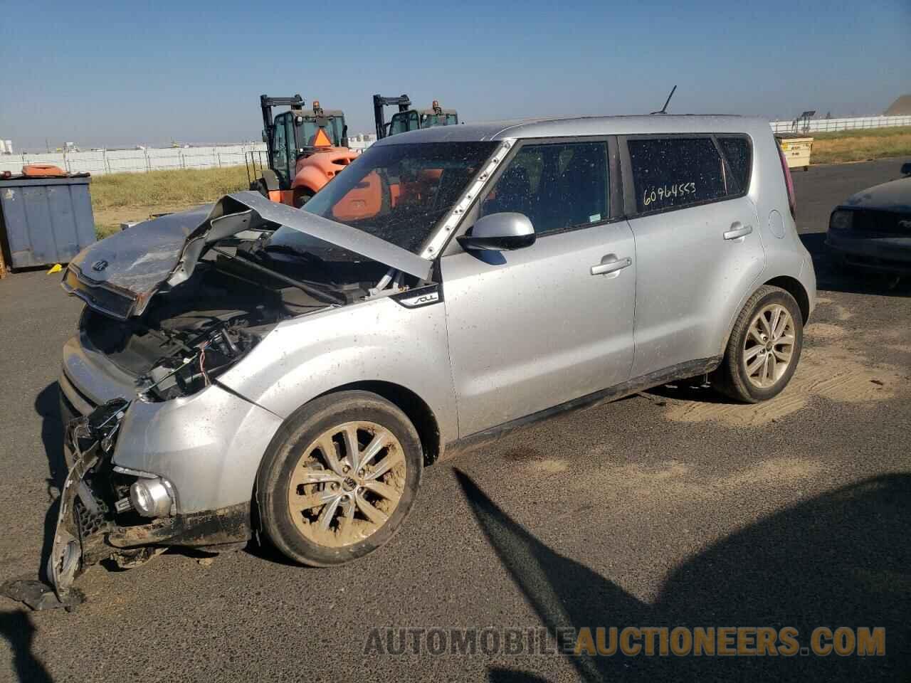 KNDJP3A53J7609748 KIA SOUL 2018