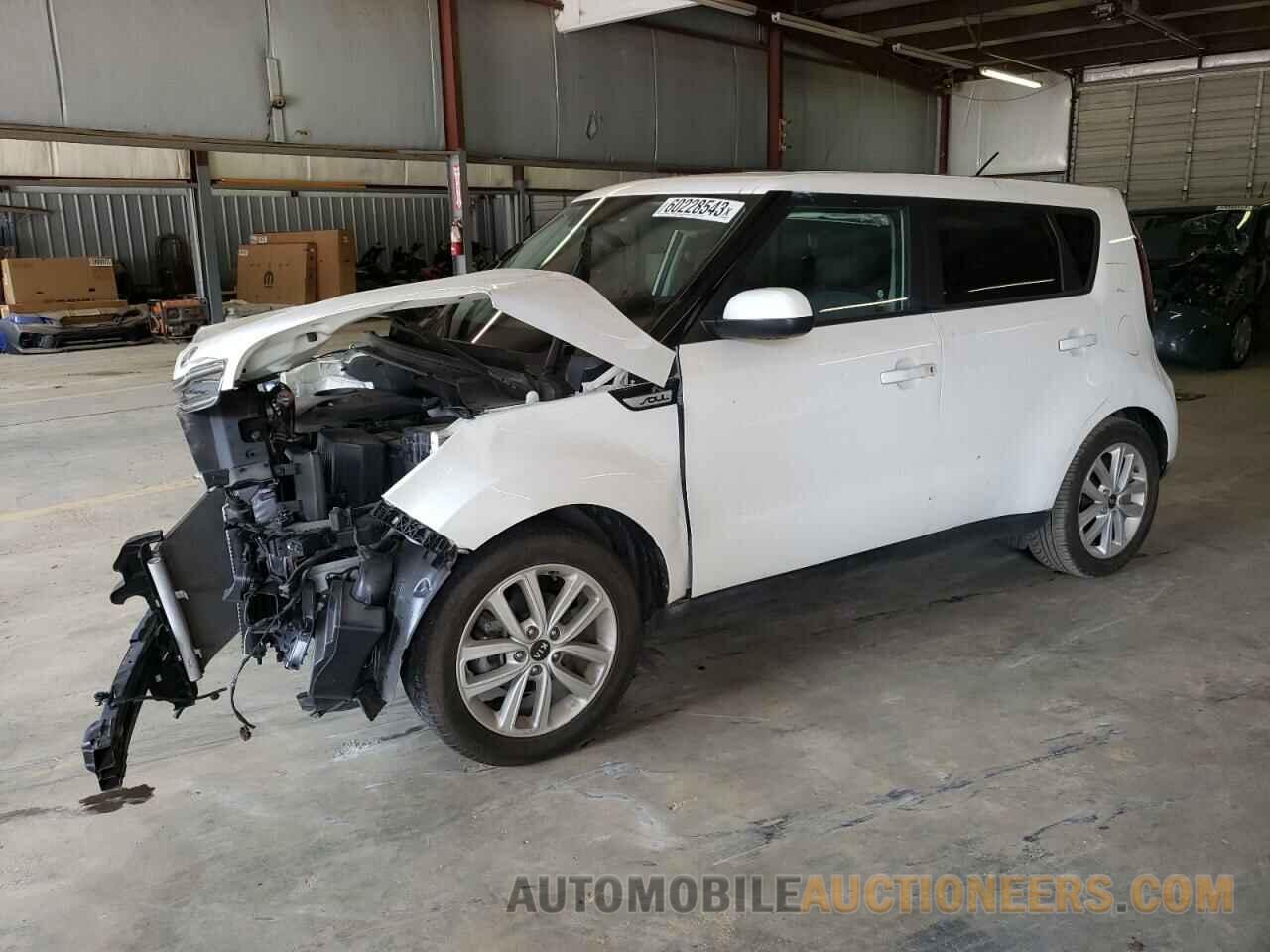 KNDJP3A53J7610723 KIA SOUL 2018