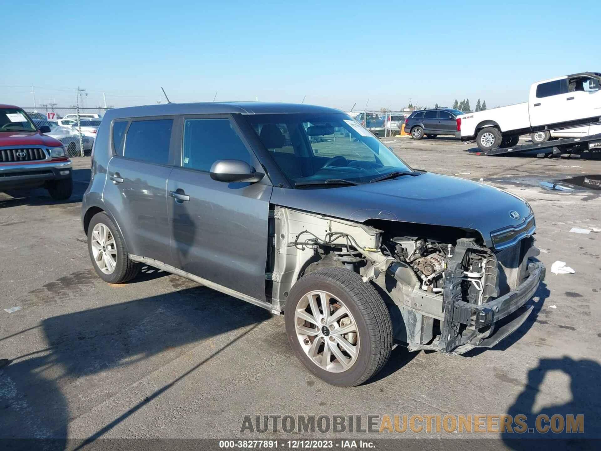 KNDJP3A54J7532694 KIA SOUL 2018