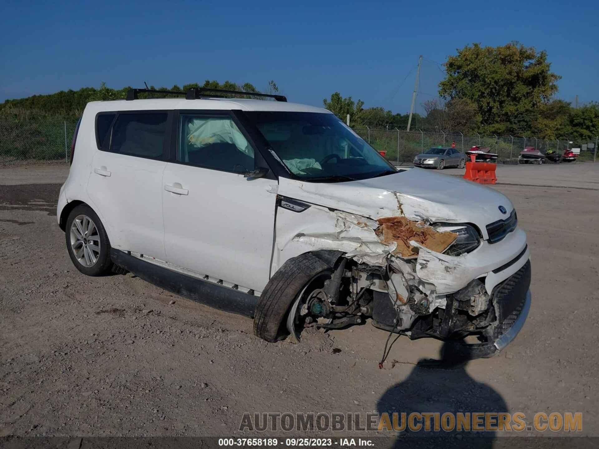 KNDJP3A54J7900632 KIA SOUL 2018