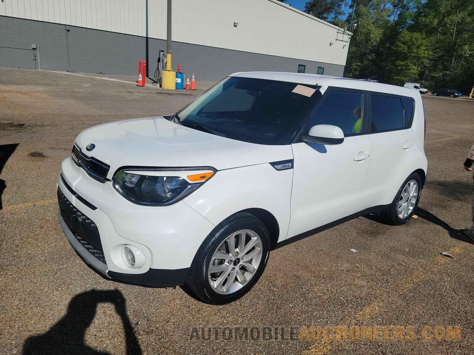 KNDJP3A54K7921420 Kia Soul 2019