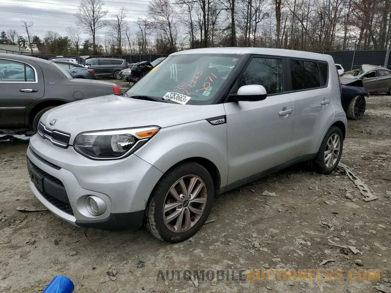 KNDJP3A55J7535071 KIA SOUL 2018