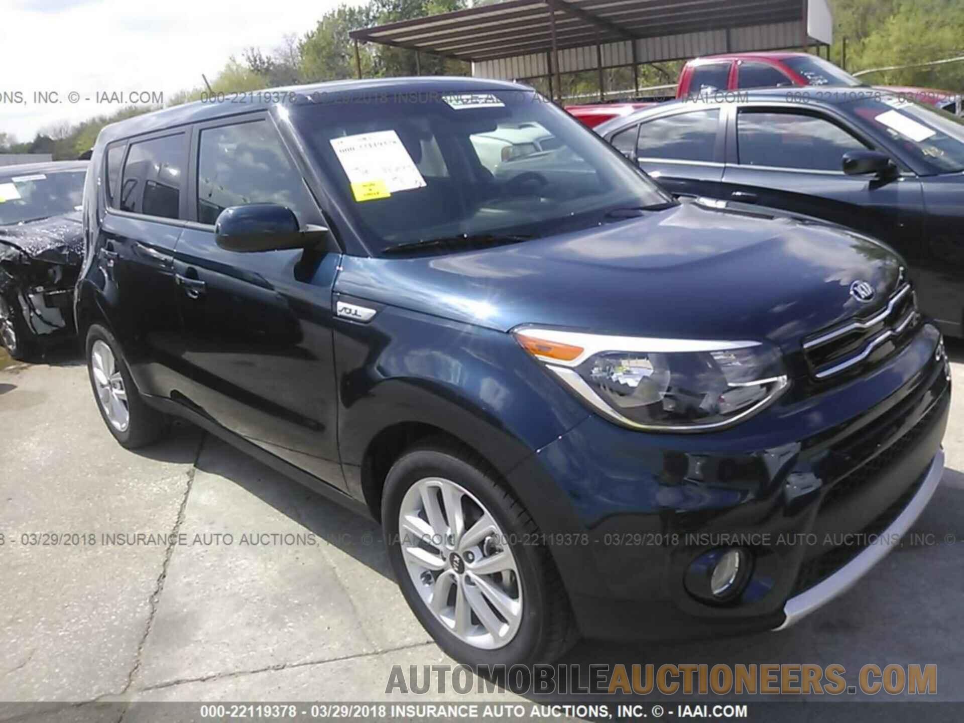 KNDJP3A55J7535197 Kia Soul 2018