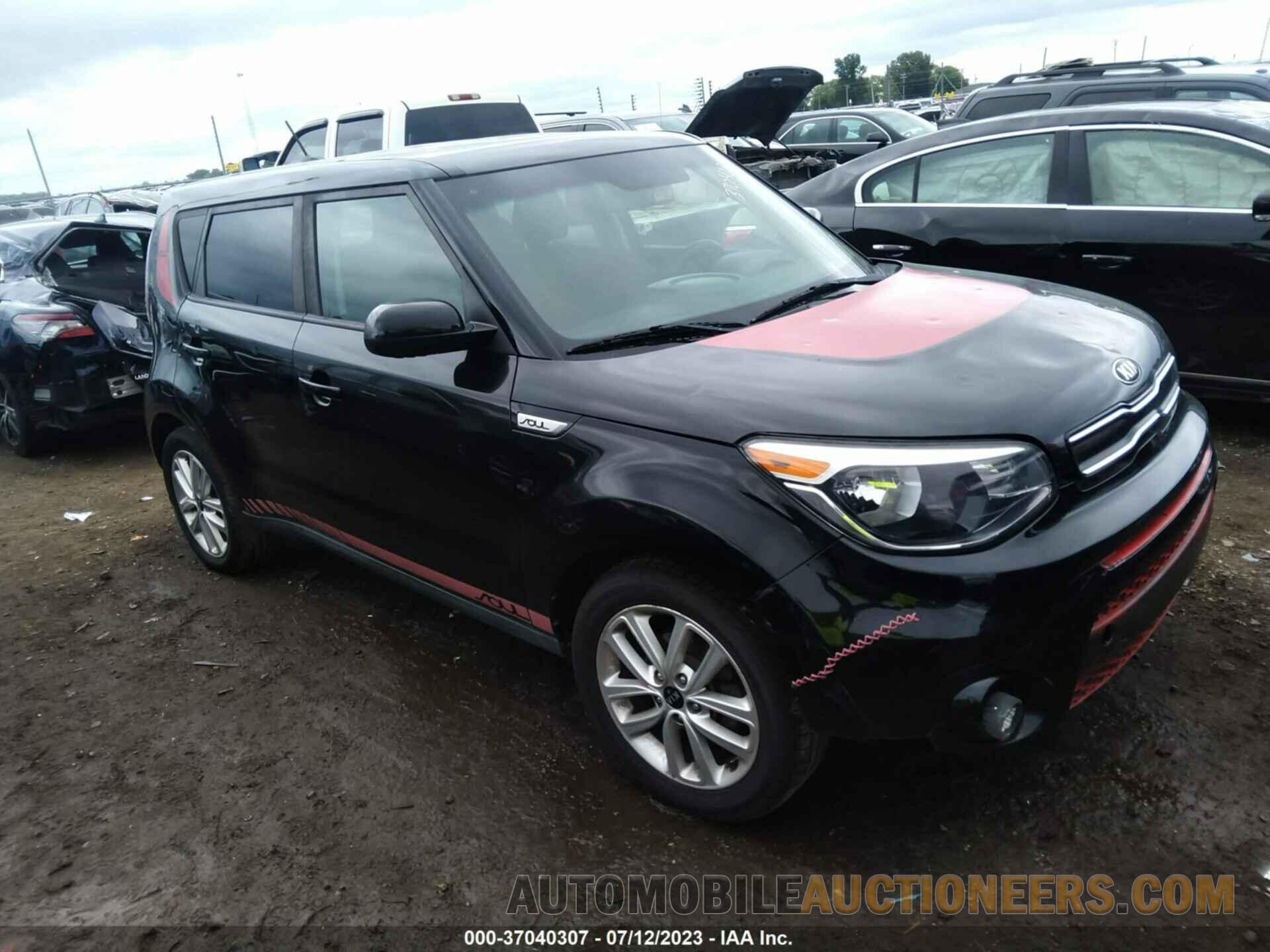 KNDJP3A55J7537015 KIA SOUL 2018