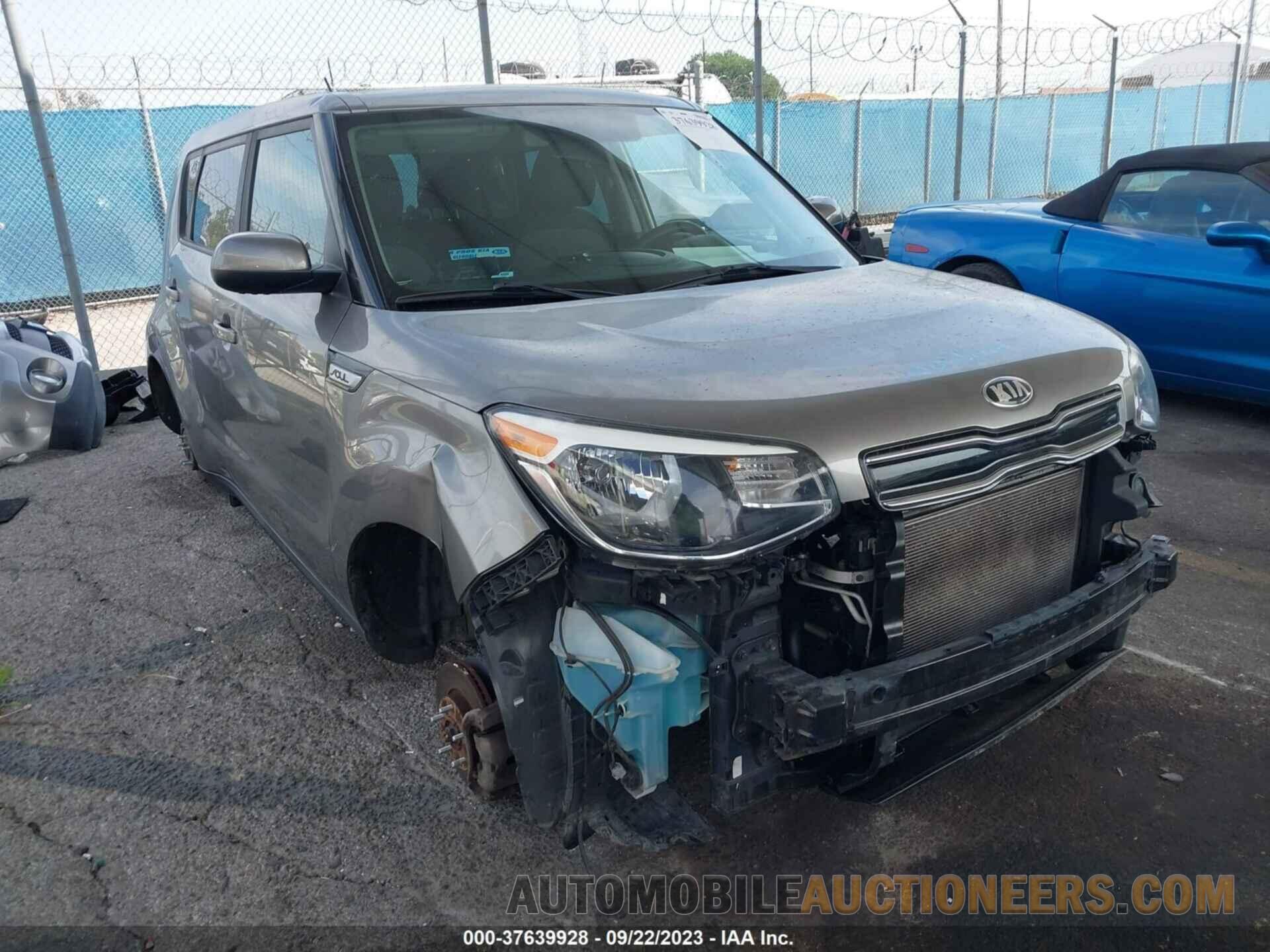 KNDJP3A55J7539136 KIA SOUL 2018