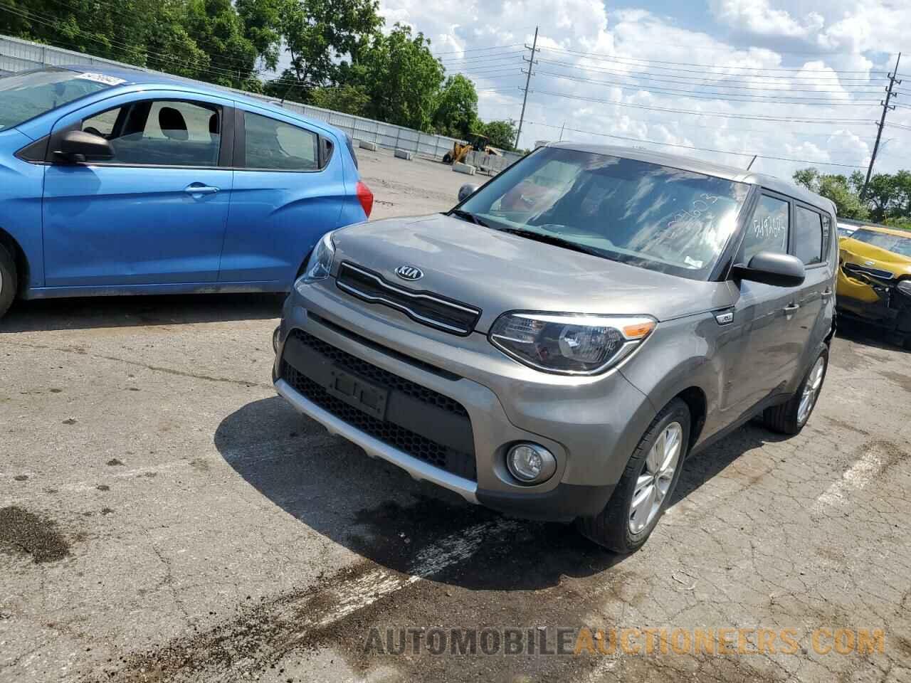 KNDJP3A55J7556583 KIA SOUL 2018