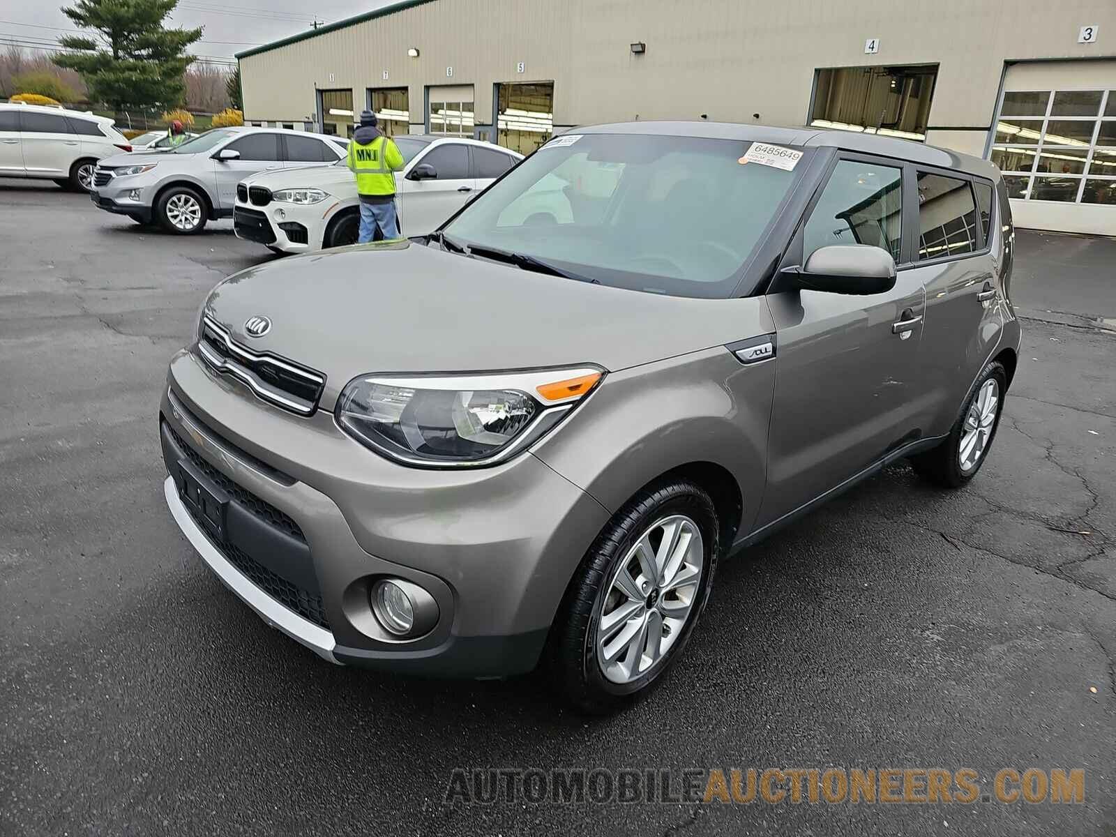 KNDJP3A55J7562738 Kia Soul 2018