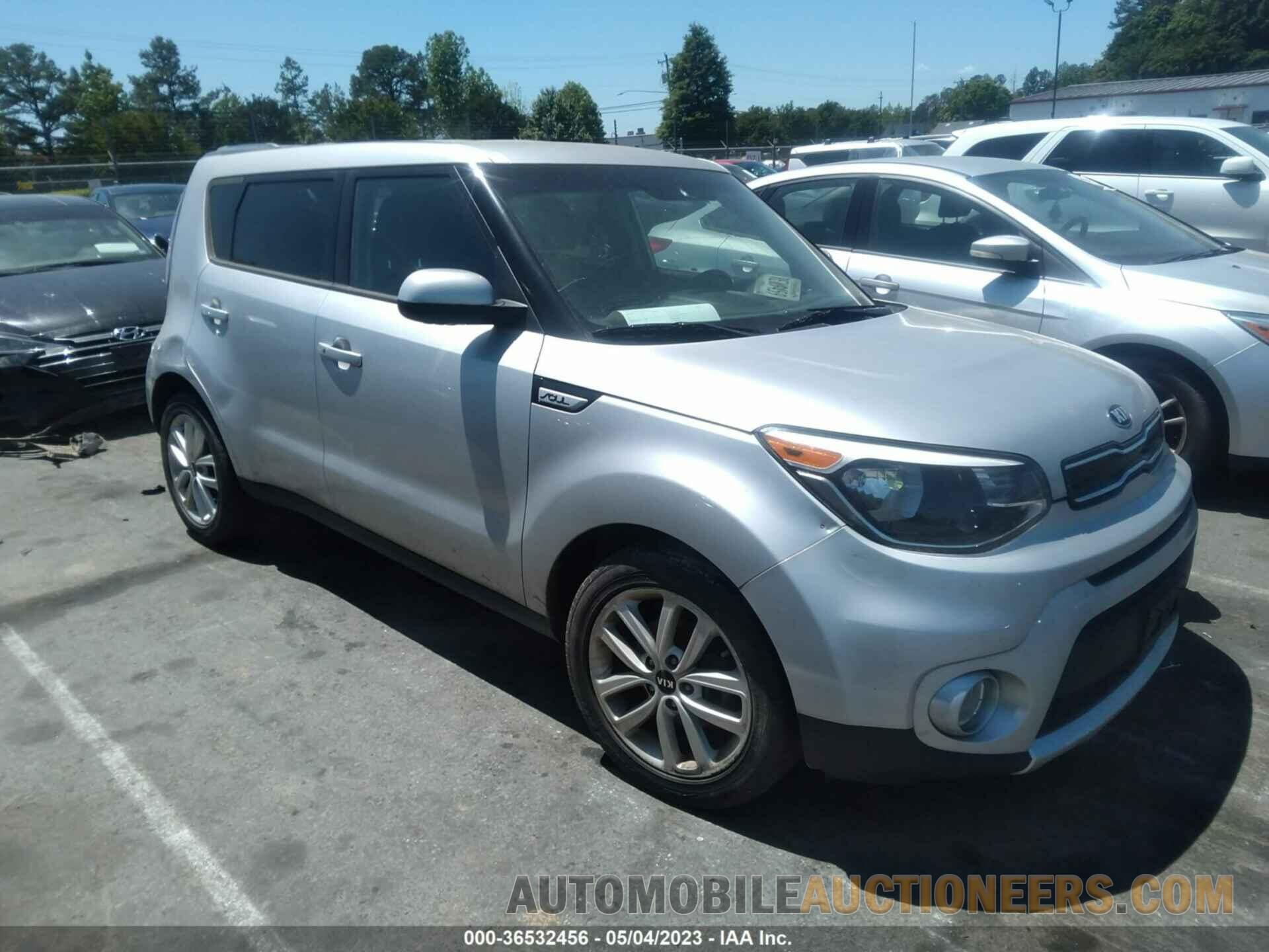 KNDJP3A55J7590250 KIA SOUL 2018