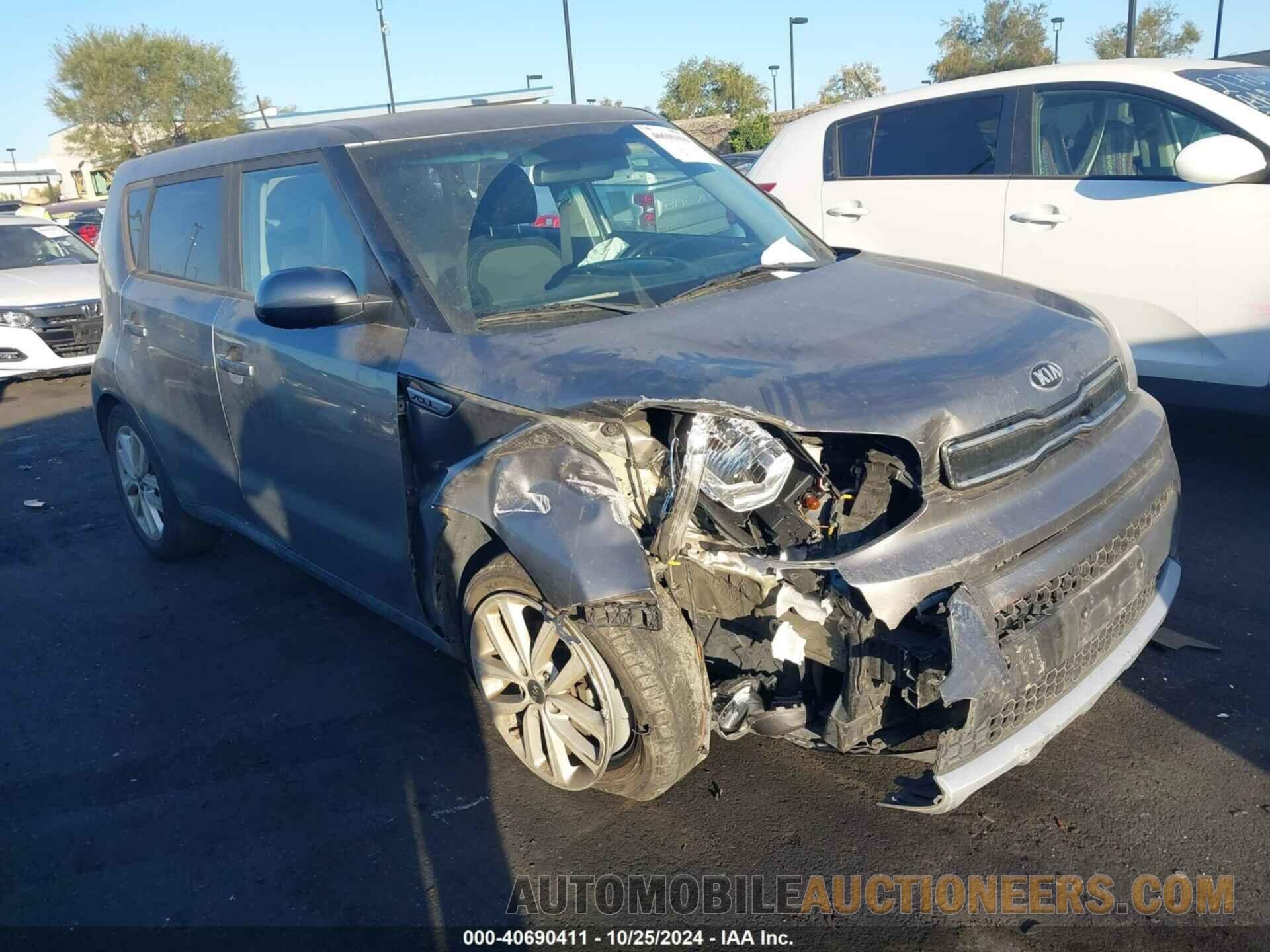 KNDJP3A55J7595075 KIA SOUL 2018