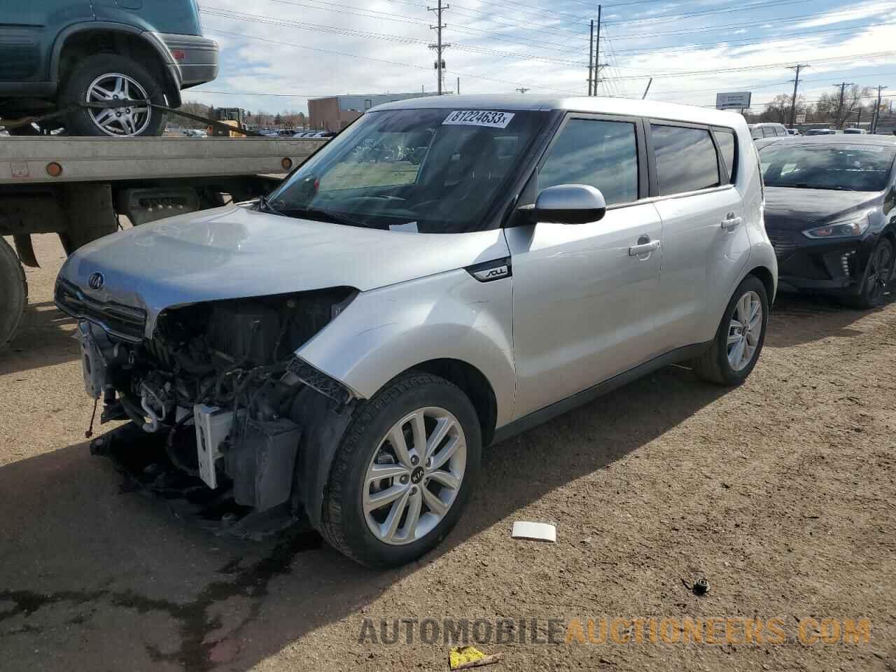 KNDJP3A55J7608472 KIA SOUL 2018