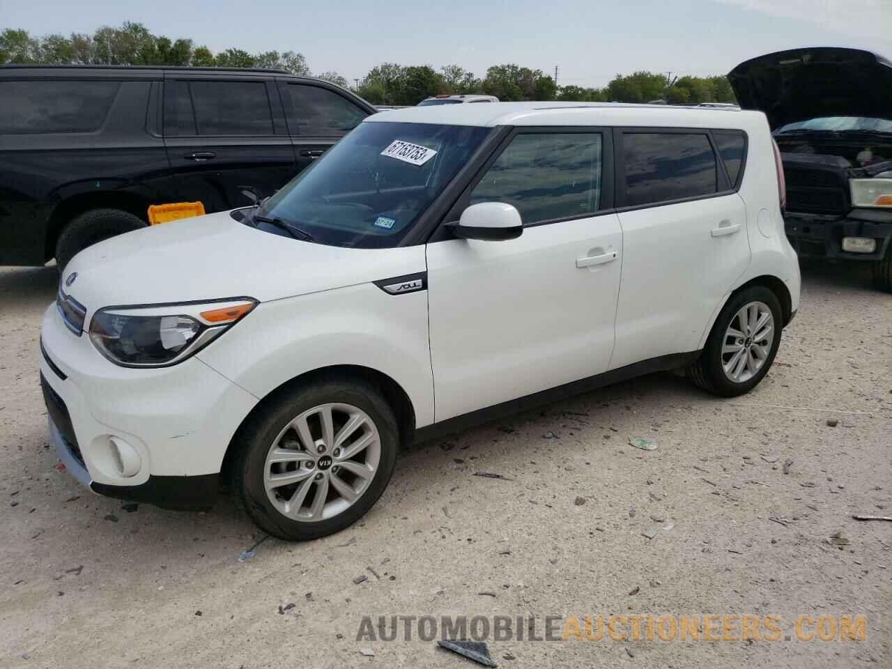 KNDJP3A55J7612053 KIA SOUL 2018