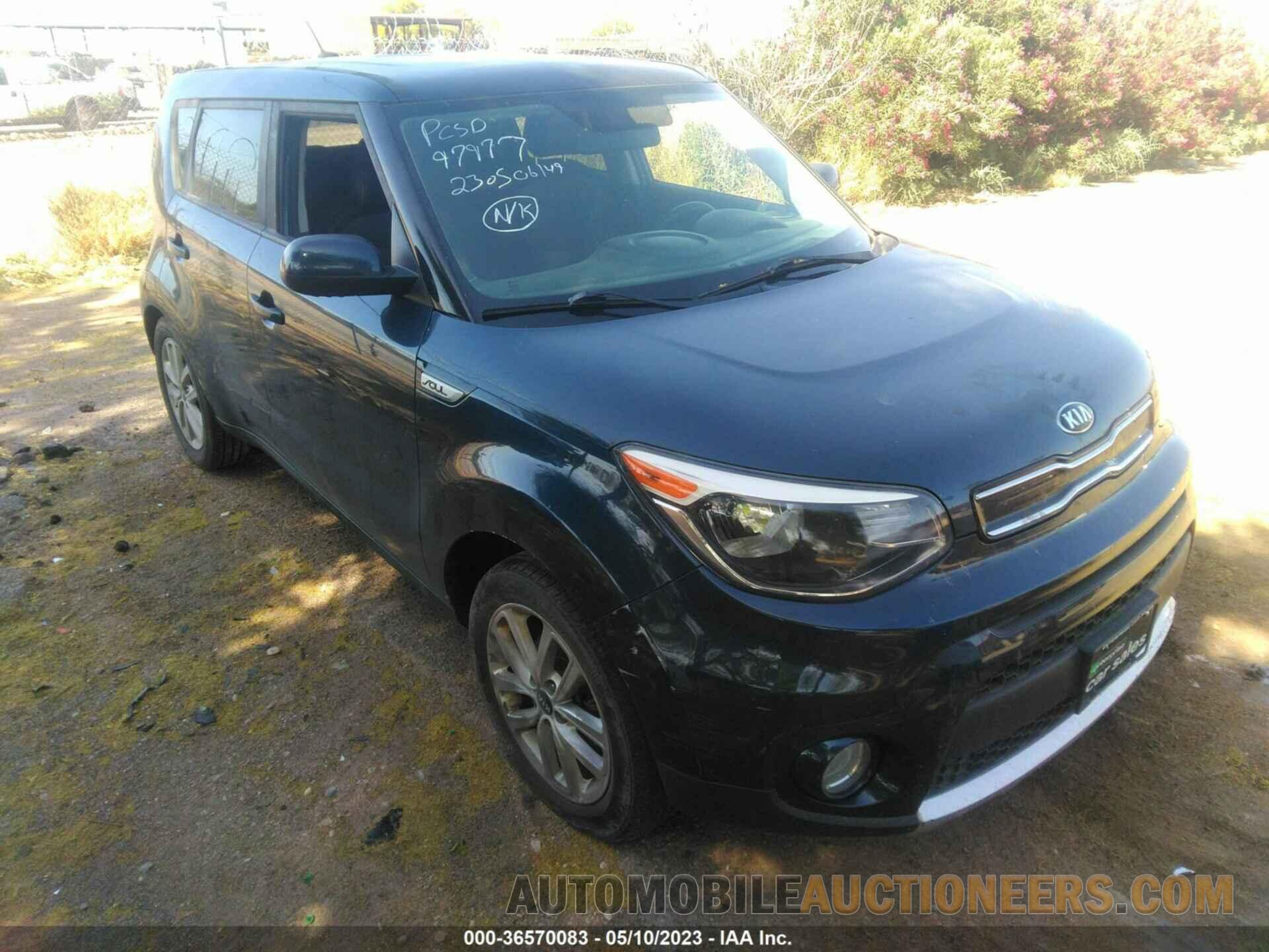 KNDJP3A55J7616698 KIA SOUL 2018