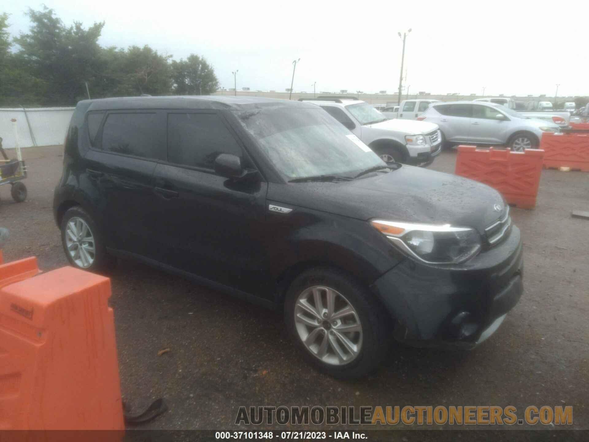 KNDJP3A55J7901353 KIA SOUL 2018