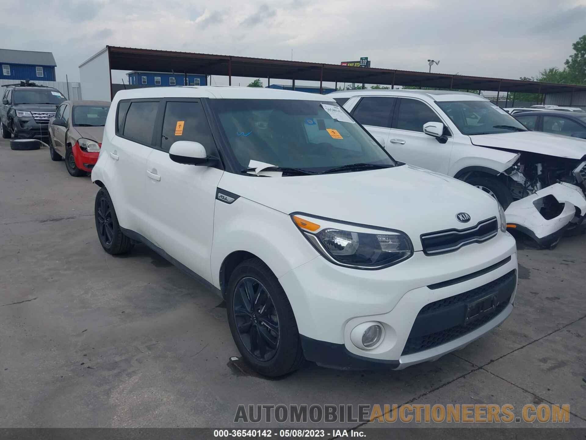 KNDJP3A55J7902924 KIA SOUL 2018