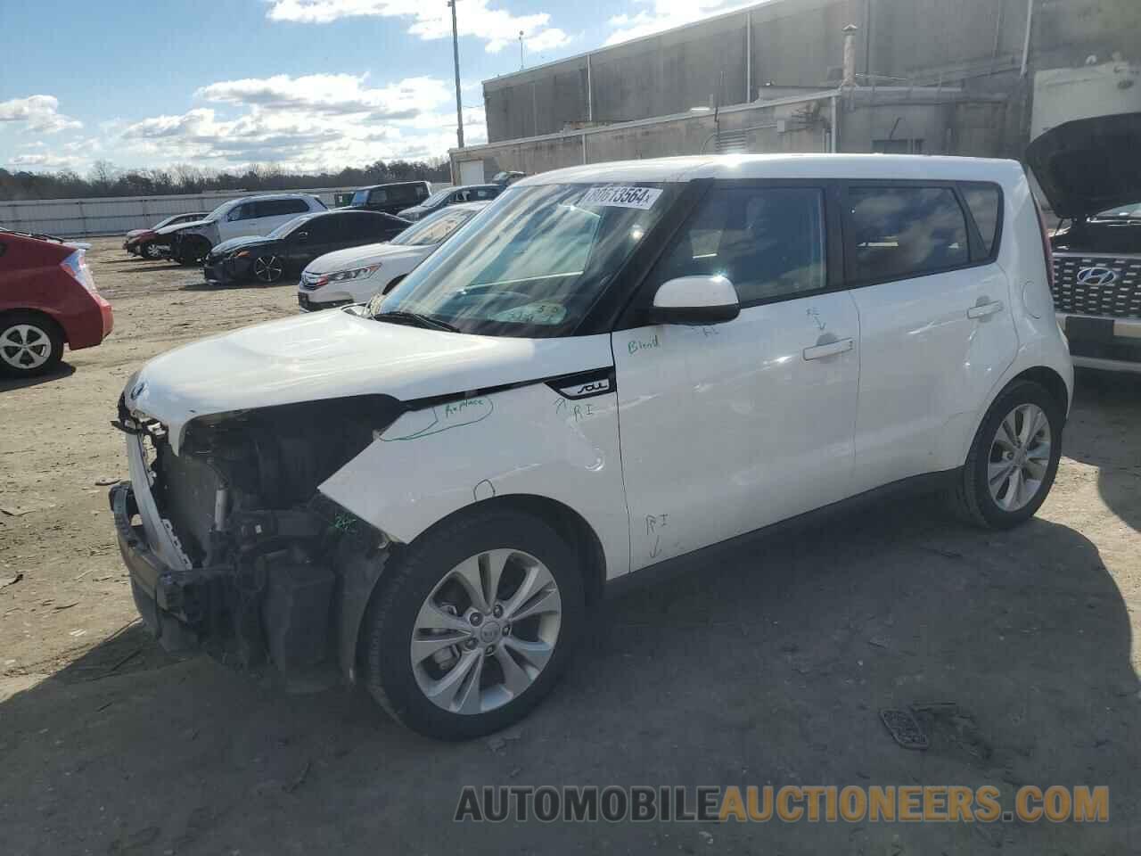 KNDJP3A56G7303636 KIA SOUL 2016