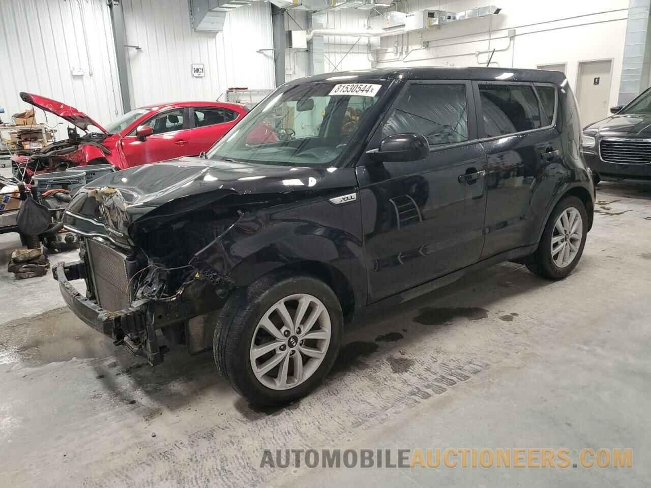 KNDJP3A56J7516125 KIA SOUL 2018