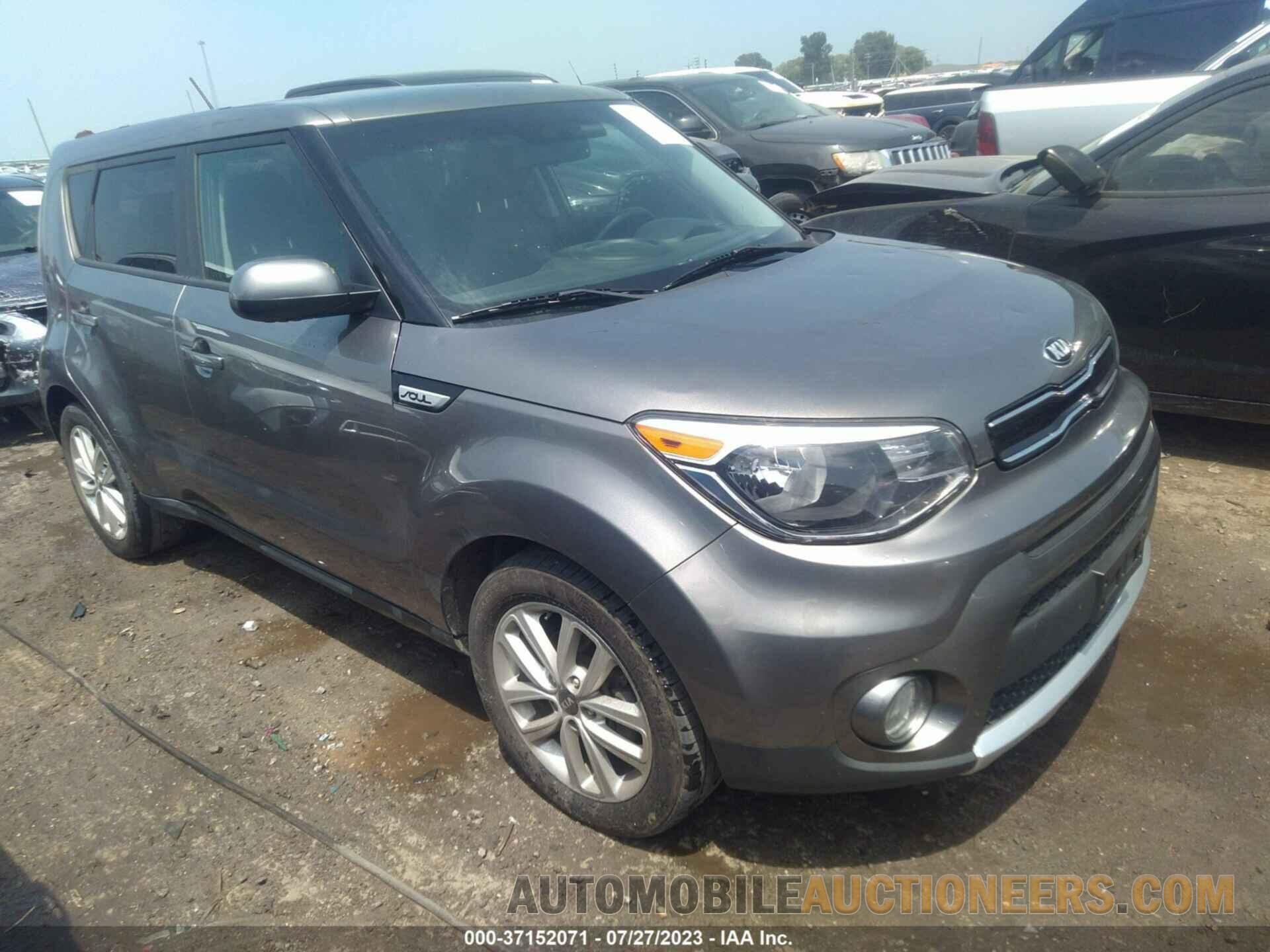 KNDJP3A56J7573876 KIA SOUL 2018