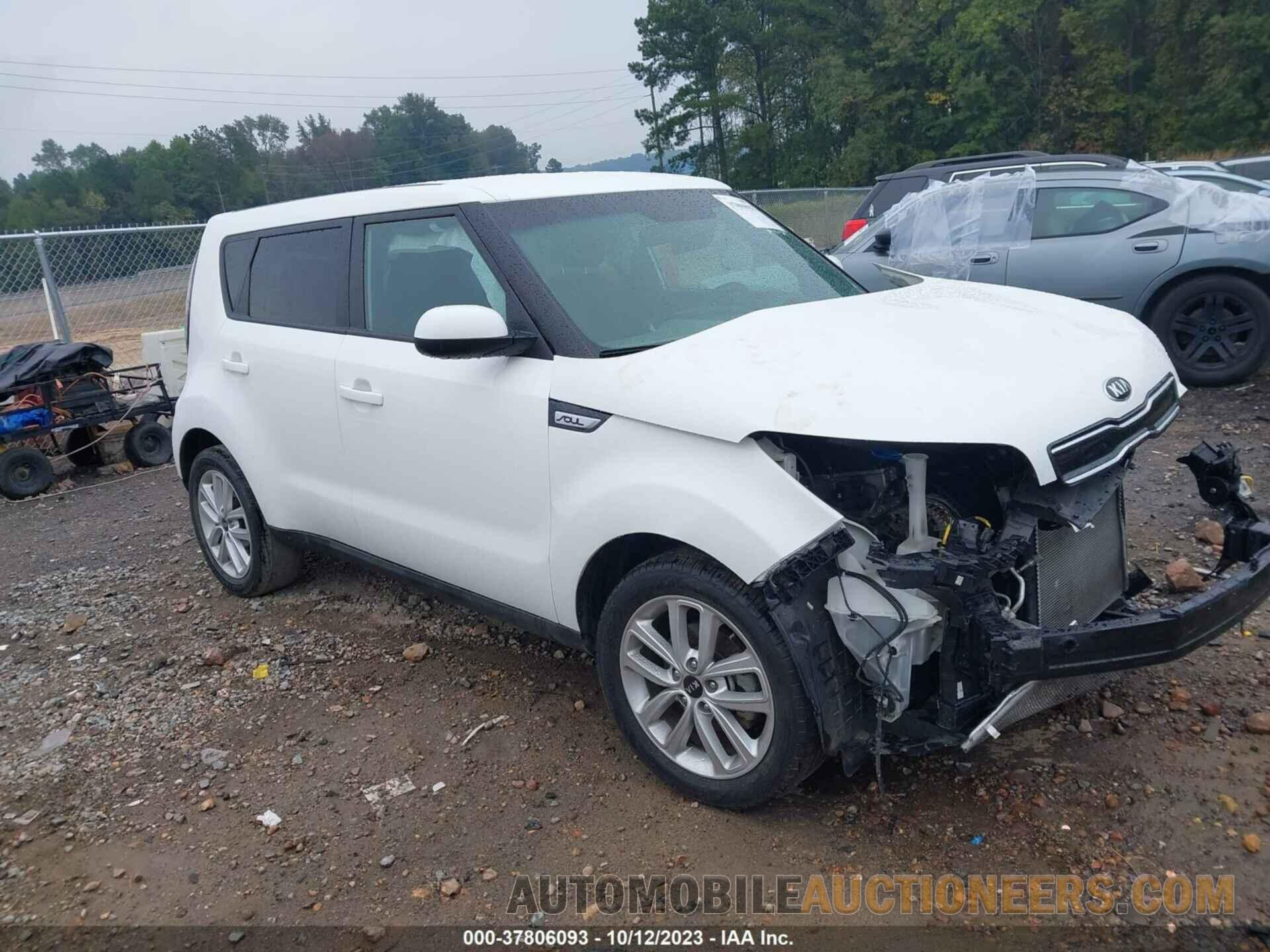 KNDJP3A56J7589267 KIA SOUL 2018