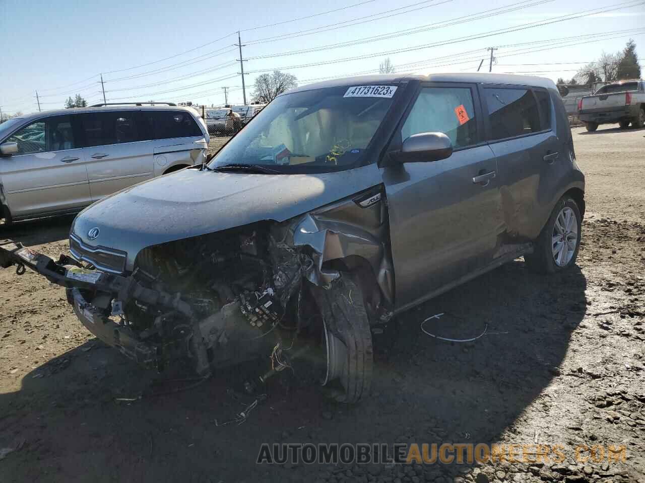 KNDJP3A56J7592797 KIA SOUL 2018