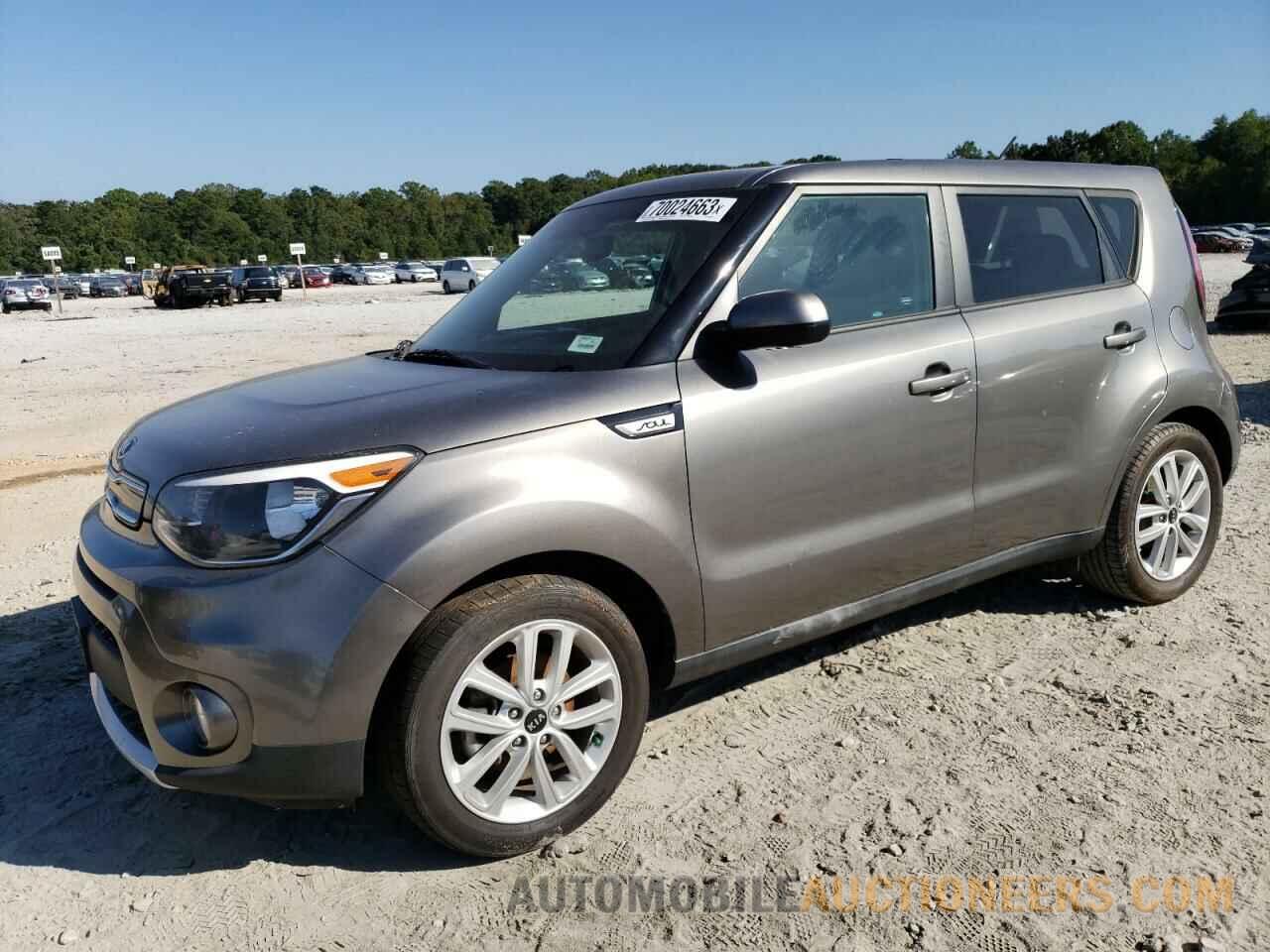 KNDJP3A56J7594629 KIA SOUL 2018