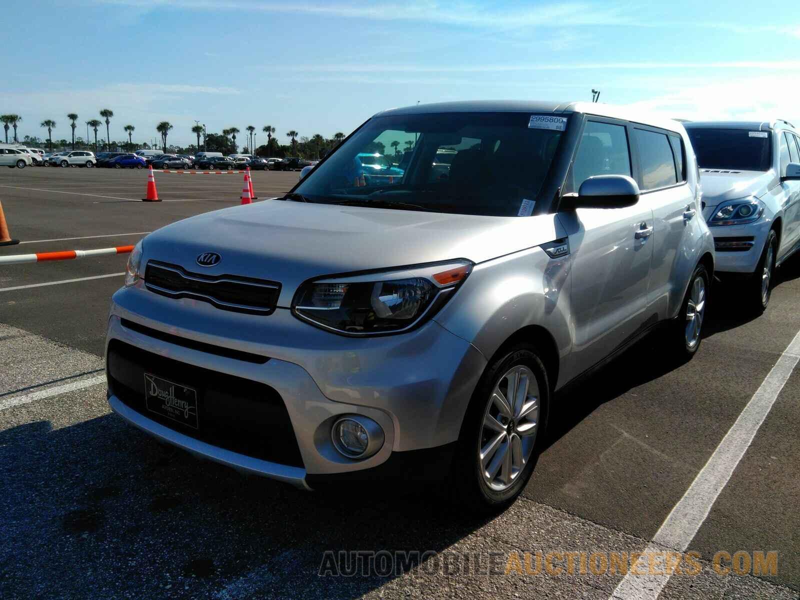 KNDJP3A56J7599717 Kia Soul 2018